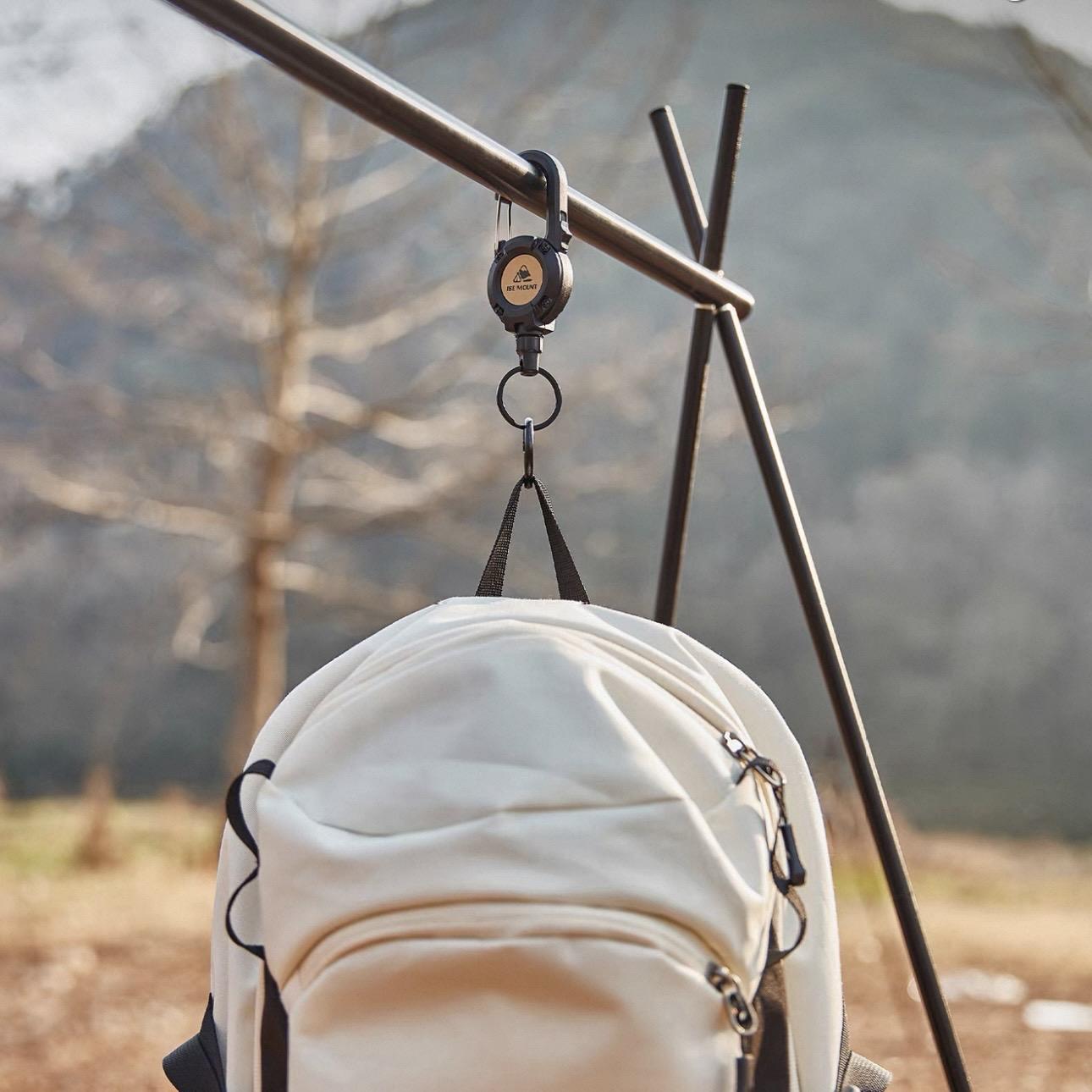 Outdoor 3-in-1 Retractable Keychain with Steel Wire – Carabiner, Magnetic Lock, Multi-Purpose for Hiking, Camping, Fishing & Commuting