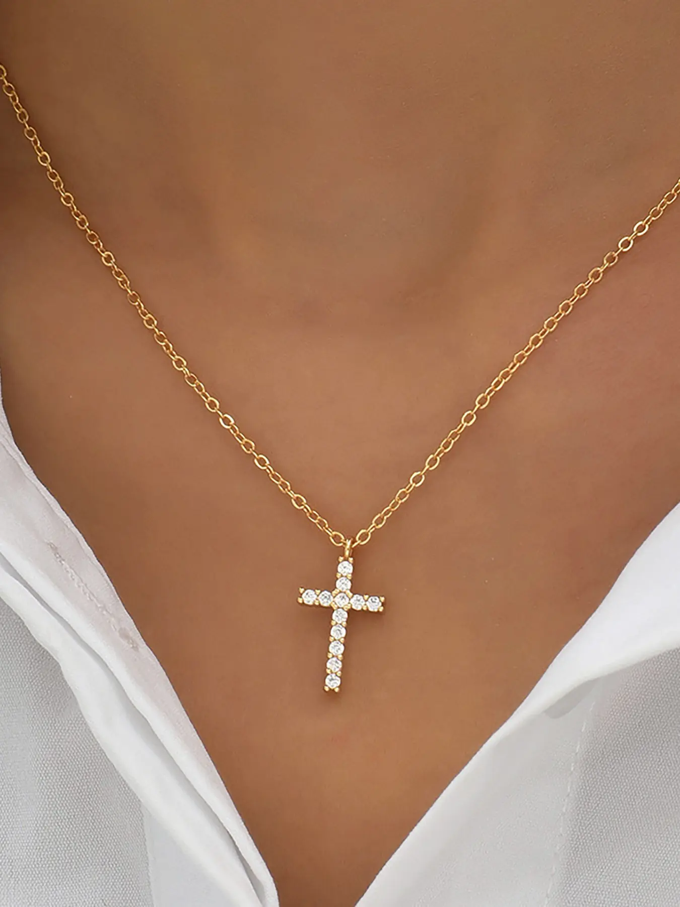 Women's Cross Necklace, 14k, Elegant Christian Pendant, Ideal for Communion, Baptism, Birthday Gifts, Daily Wear