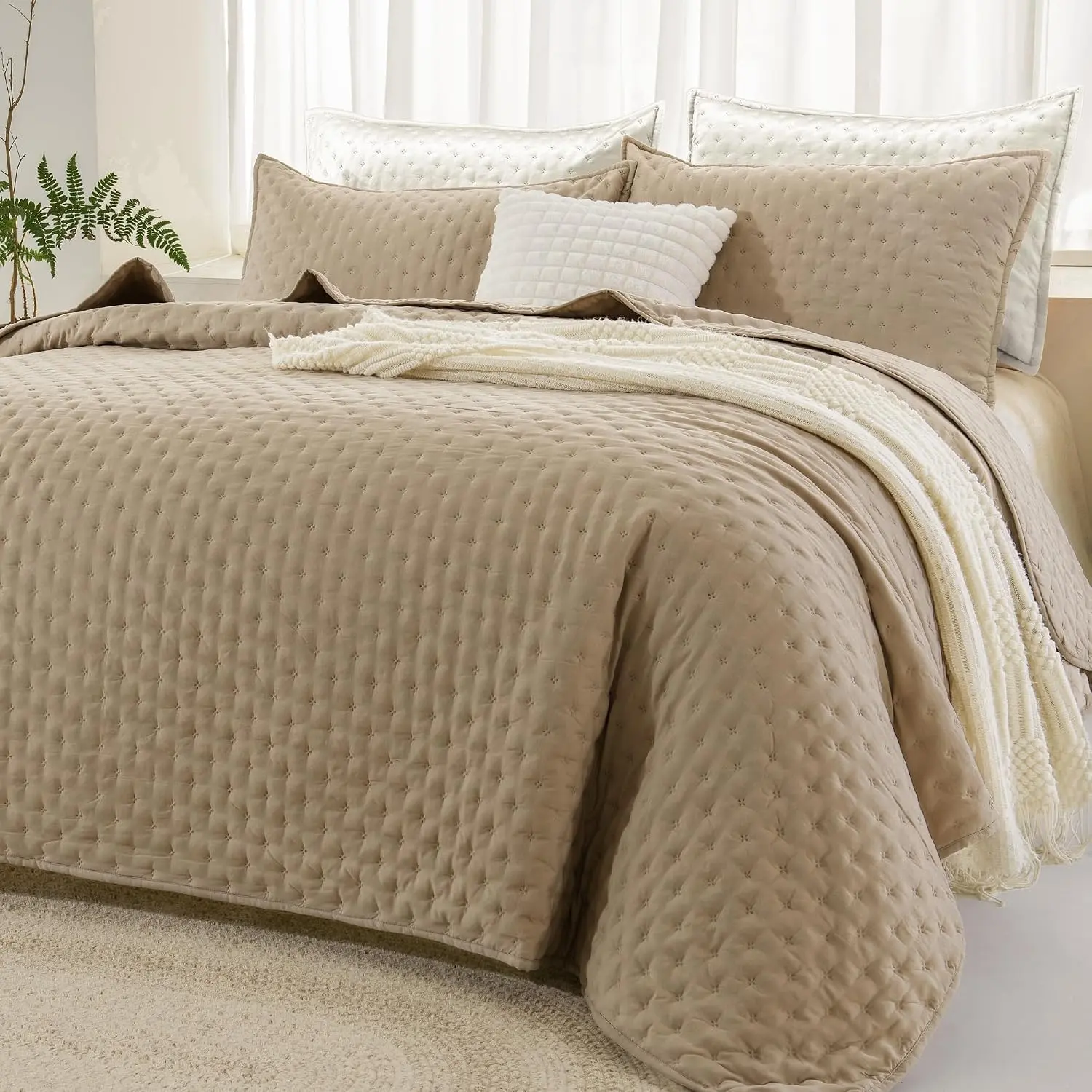 Beige  Size Quilt Bedding Set, 3 count Bedspread Coverlet | Soft Lightweight Boho Summer Quilt  Size for   (90x96 Inch)