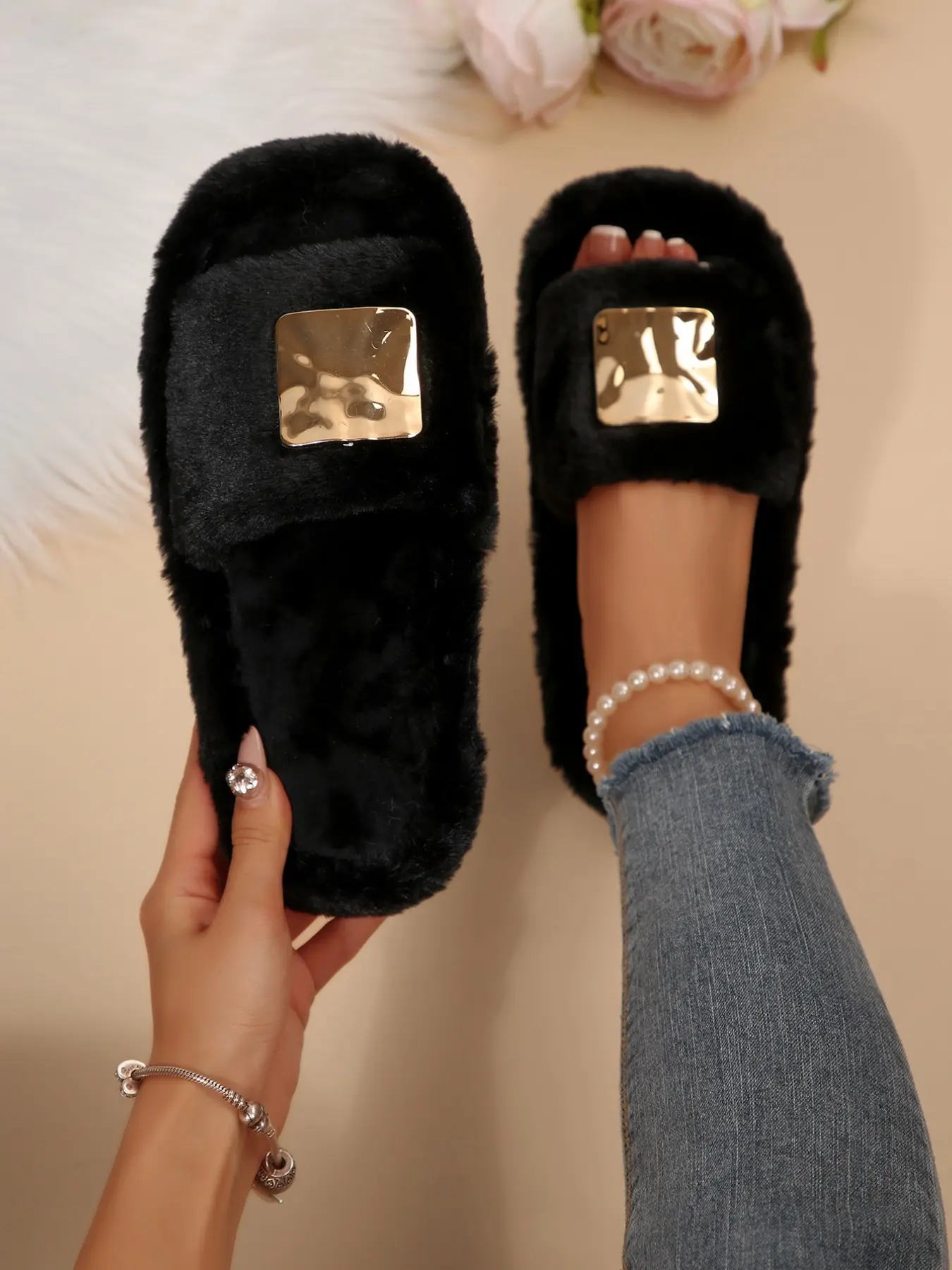 Metal Square Buckle Plush Slip-On Shoes, Open-Toe Flat Warm Cotton Slippers, Comfortable Indoor Footwear for All Seasons