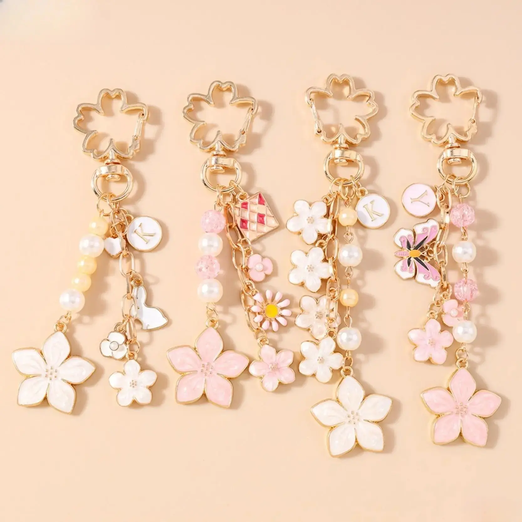 New Stylish Floral Key Ring Bag Charm, Personalized Butterfly & Cherry Blossom Pendant, Lightweight Decor Accessory For Outdoor Travel Handbags, Backpacks, Daily Car Keys & Casual Outfit Decoration