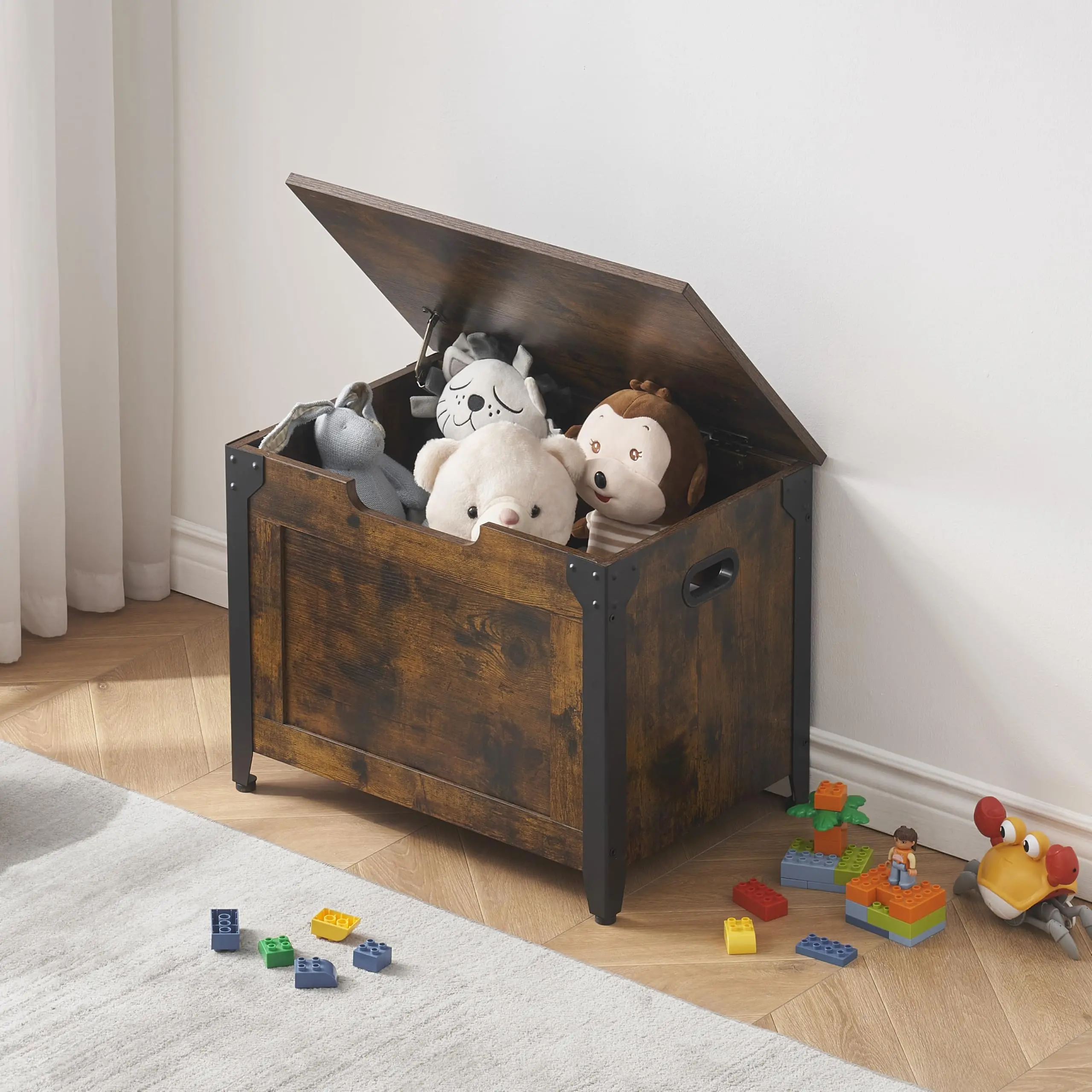 GARVEEStorage Chest - Farmhouse Style Wooden Storage Bench with Safety Hinge, Ideal for Entryway, Bedroom, and Living Room in Rustic Brown Finish