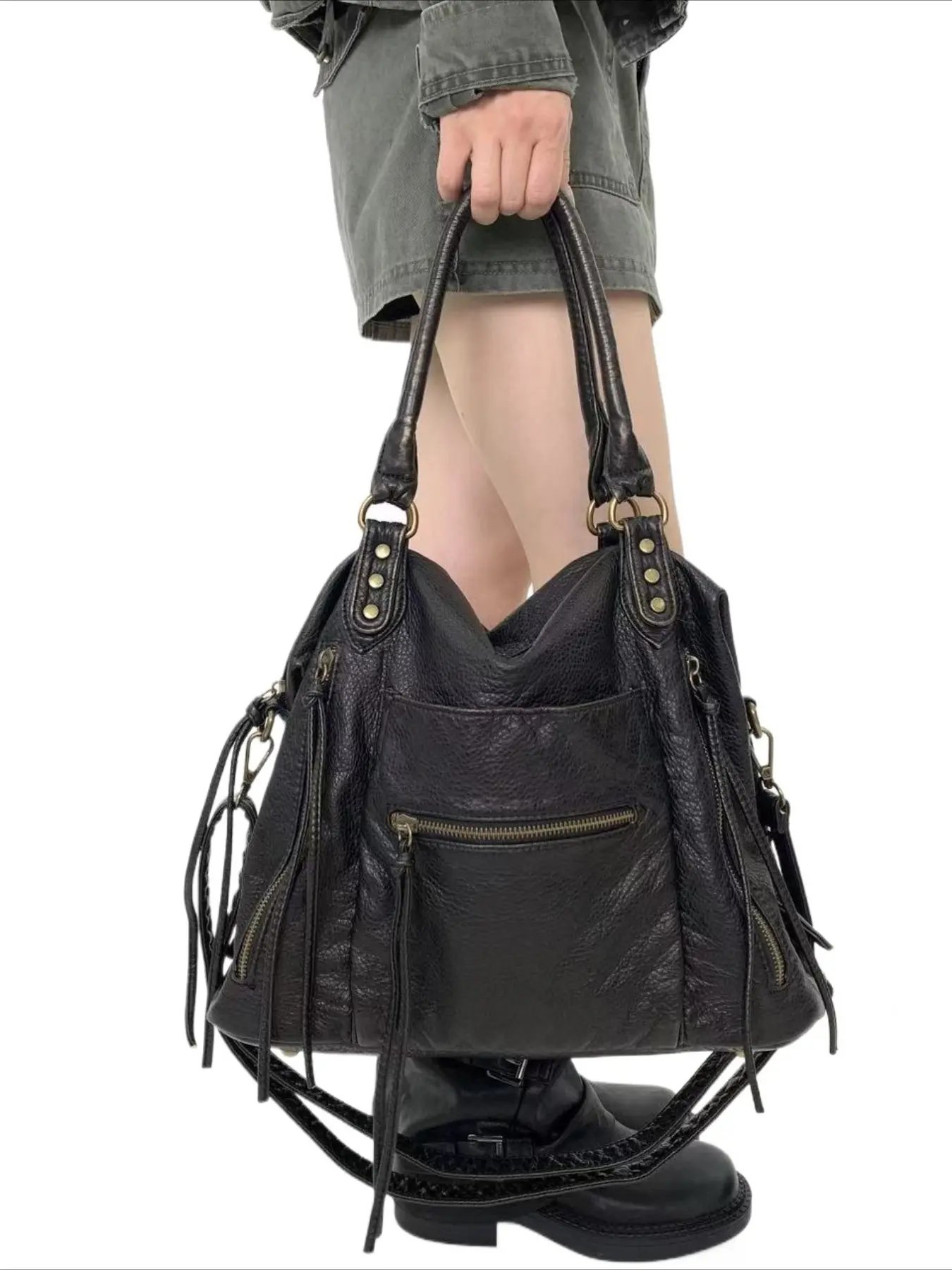 Women's shoulder bag, women's fashionable retro Y2K spicy girl handbag, large capacity, multiple pockets, punk diagonal cross bag, washed and worn vegan leather bag, suitable for vacation, shopping, work, holiday gifts