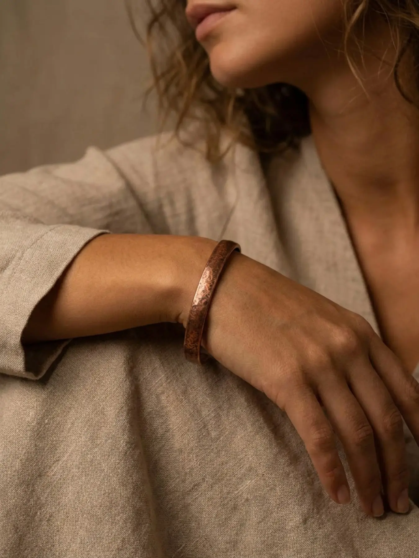 Vintage Copper Open Bracelet, Adjustable C-Shape Energy Healing Jewelry, Unisex Elegant Accessory for Daily Wear, All Seasons