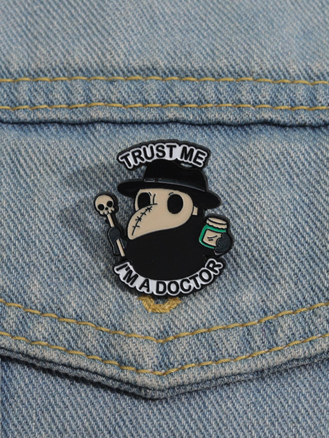 Cartoon Doctor Design Brooch, Fashion Accessory, Cute Pin Badge for Daily Clothing Decor, Trendy All-match & Exquisite Brooch for Birthday Gift, Alloy Brooch Pin