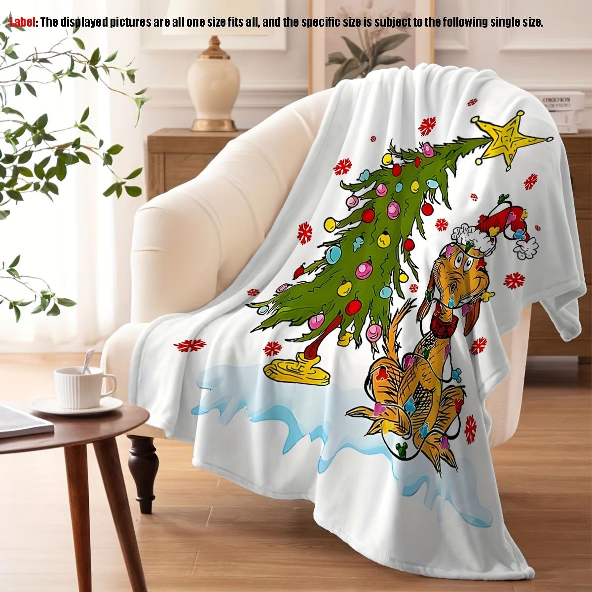 Flannel Throw Blanket, Leg Cover Blanket, Air Conditioner Cover, Cartoon Christmas Green Monster and Christmas Tree Pattern Tapestry, Soft and Comfortable Flannel Hug Blanket Suitable for Christmas Decoration, Perfect Gift Choice for Thanksgiving Decor