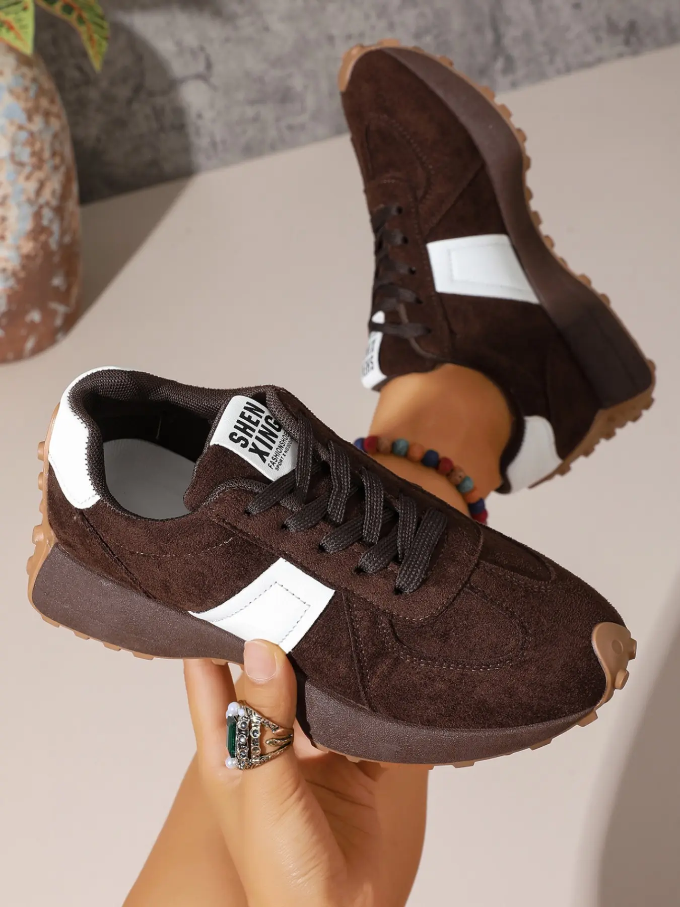 Women's Faux Fur Agony Shoes, Thick Sole Height-Boosting Sneakers, Colorblock Casual Sporty Shoes, Lightweight Dad Shoes for Daily Use