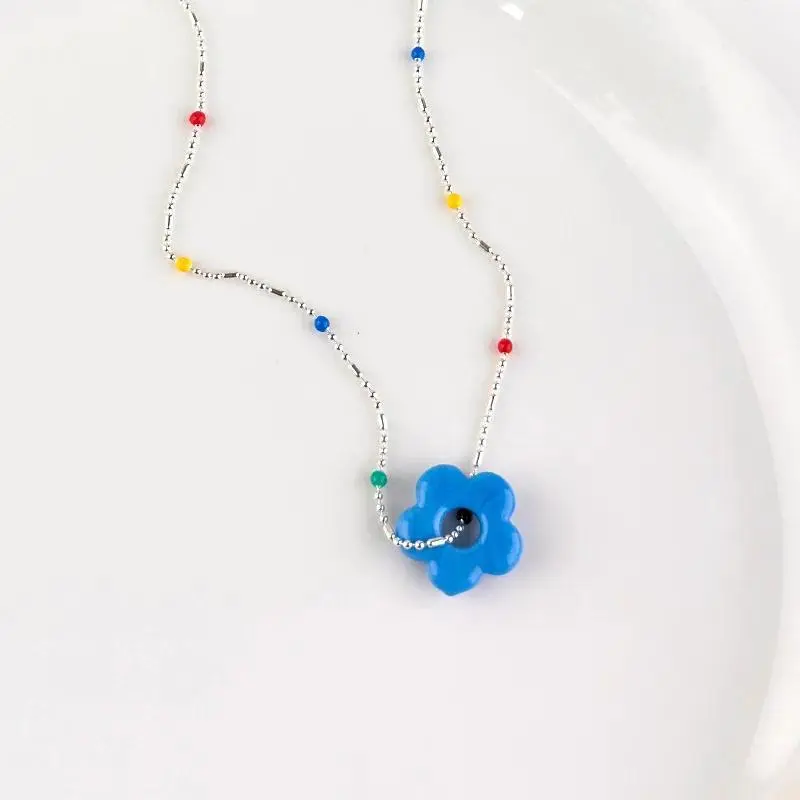 Rainbow Flower Dopamine-Inspired Colorful Flower Bead Necklace: Fresh, Instagram-Worthy, Sweet, and Stylish Collar Bone Necklace