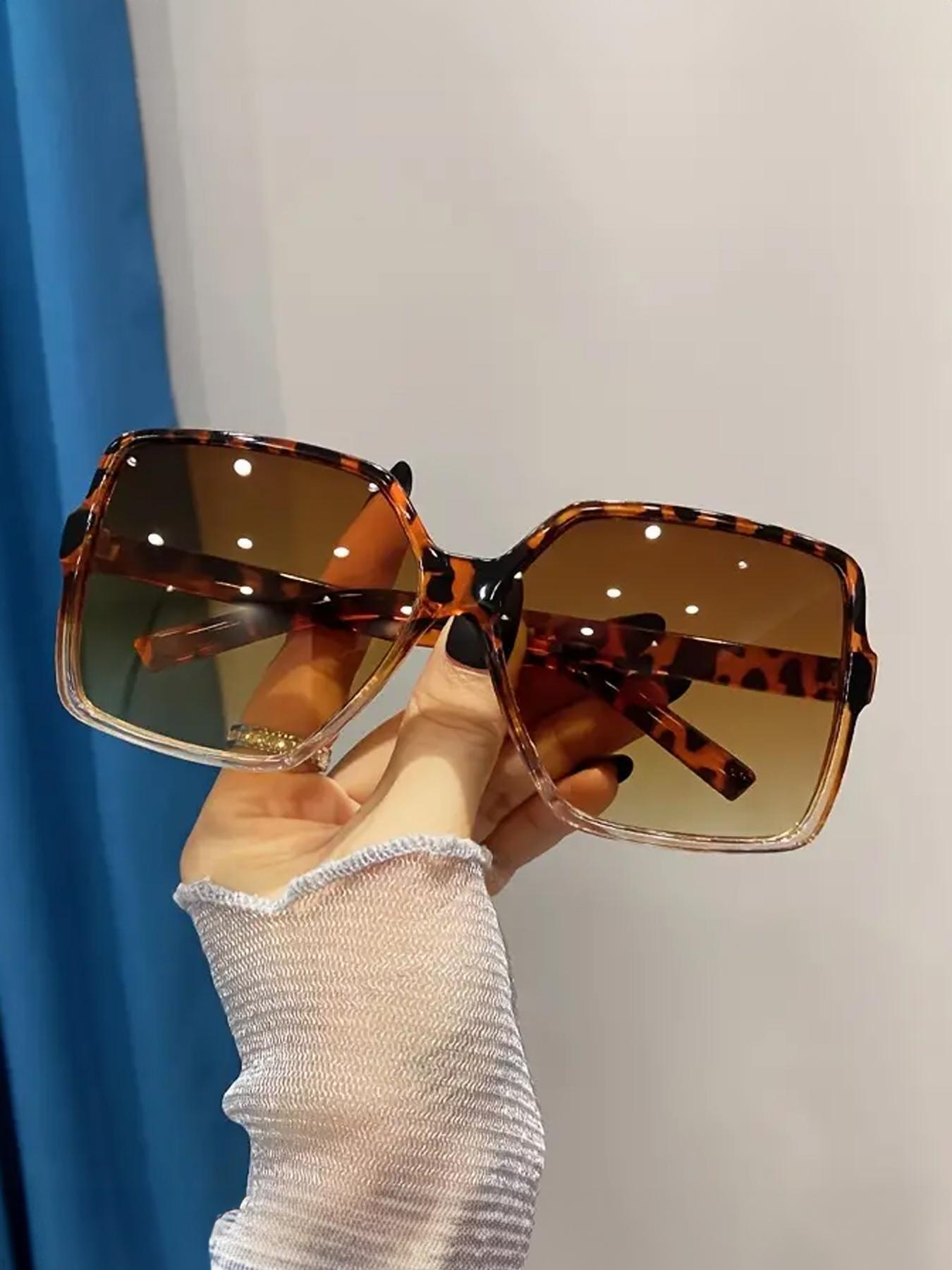 Casual Stylish Geometric Large-frame Gradient Decorative Eyeglasses, Perfect for Men and Women, Suitable for Summer Travel and Photography