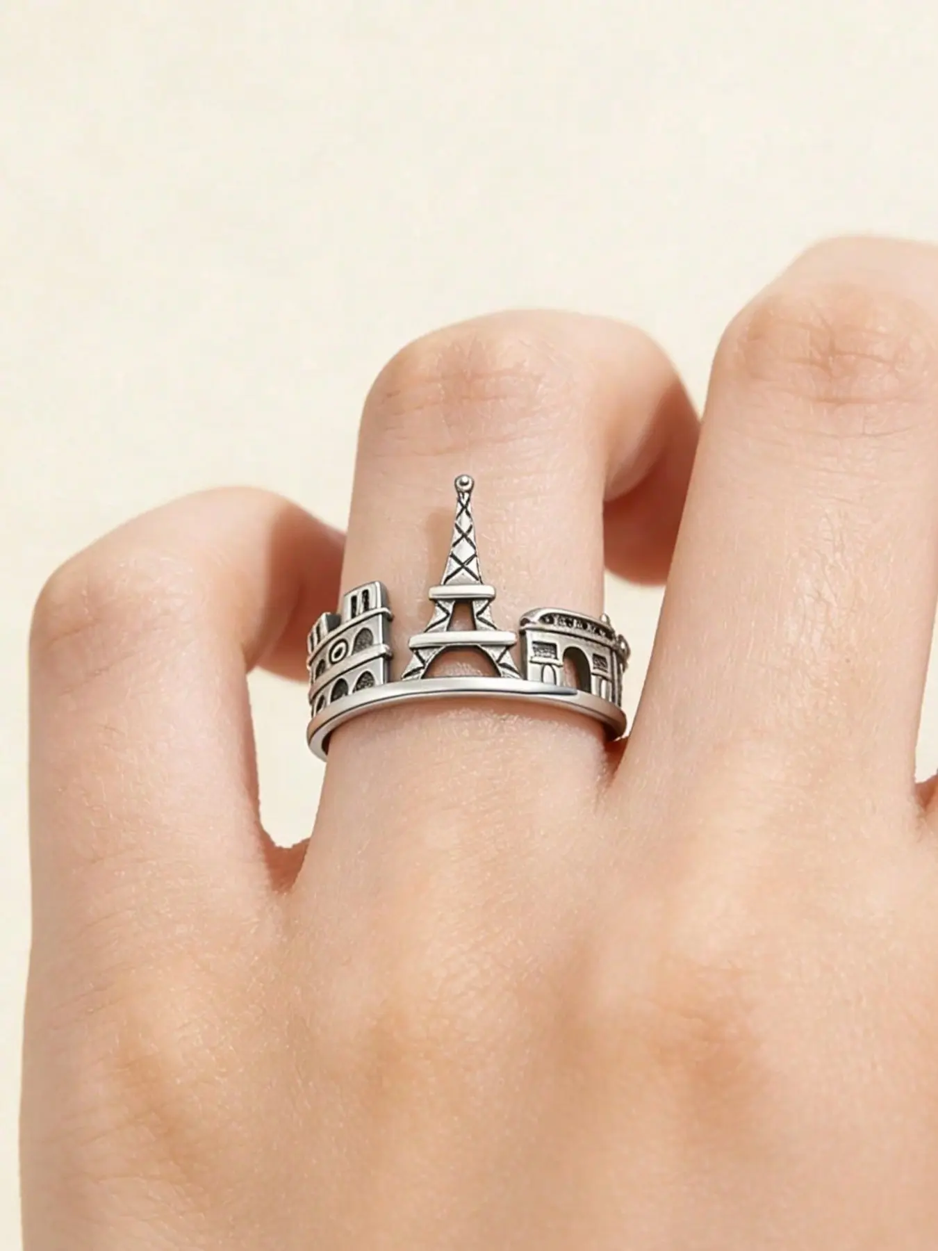 A 1-piece fashionable tower-shaped travel ring, adjustable, classic teen jewelry gift, suitable for all seasons, perfect jewelry