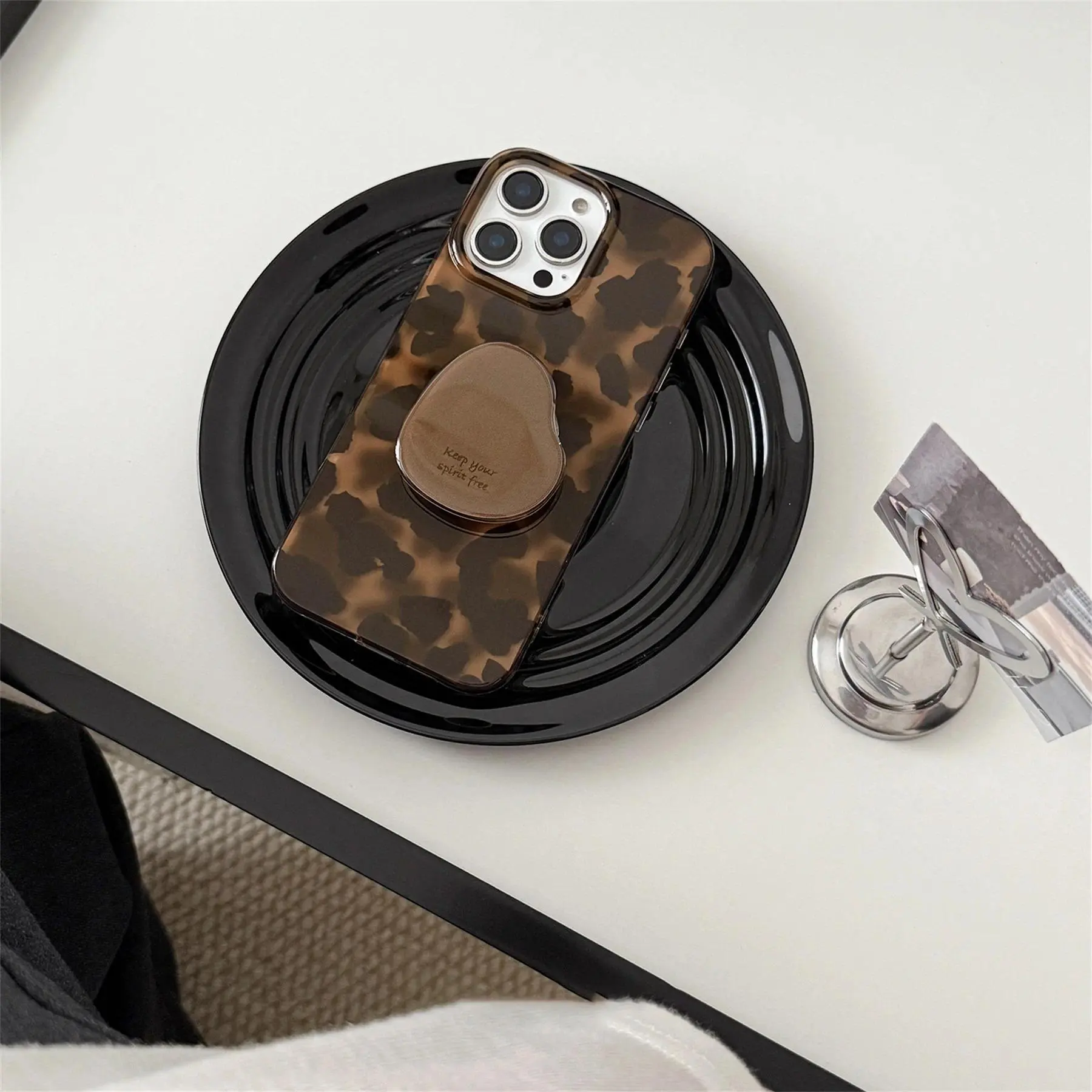 Luxury Amber Leopard Pattern Smartphone Case - Shockproof Hard Back Protector with PopSocket Bracket, Heavy Duty Protection Accessory for iPhone 14,15,15 Pro,16,17 Pro Max, Accessories