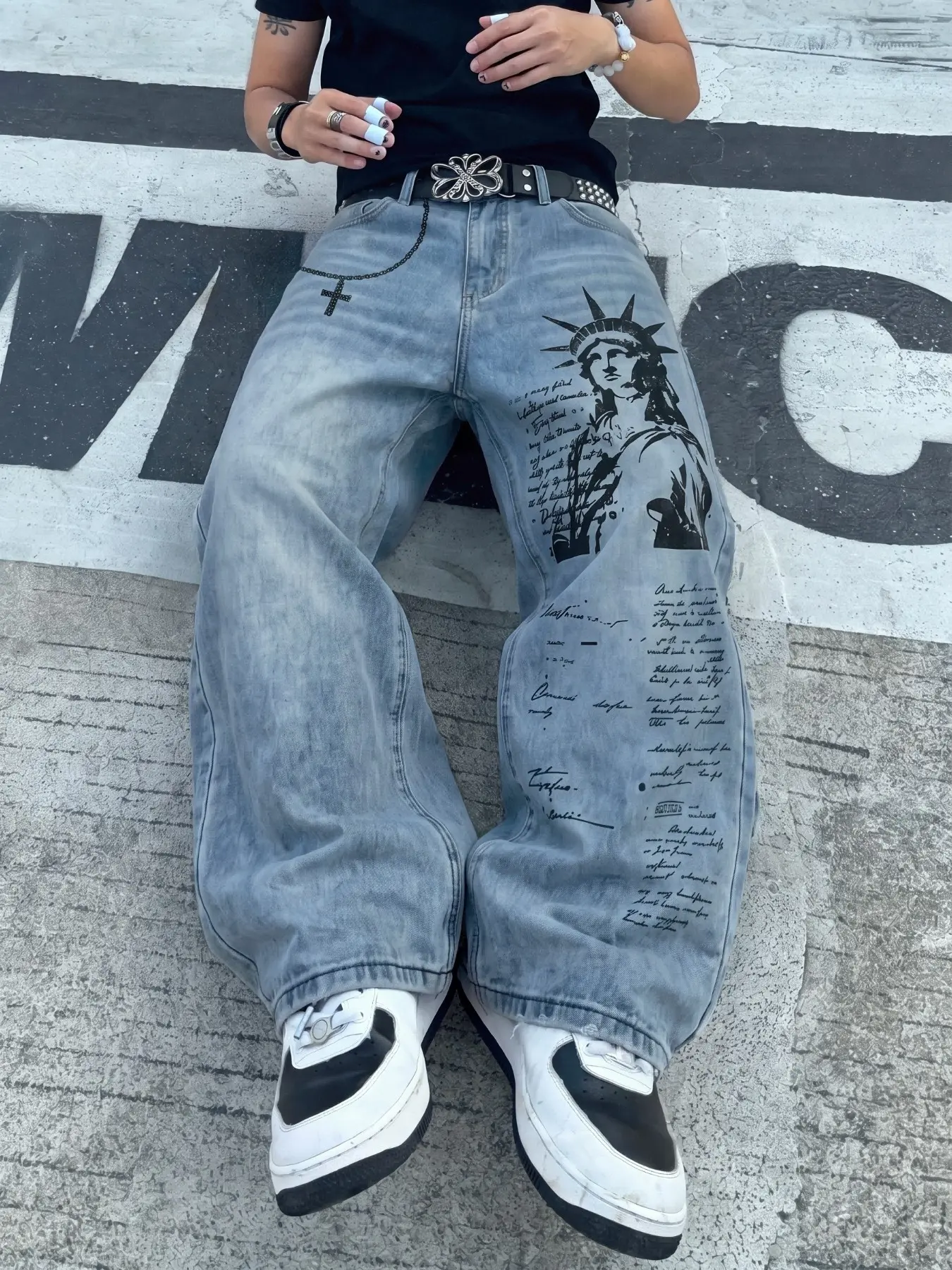 Y2K Millennium Style Statue of Liberty Print Jeans, Men's Blue Distressed Washed Wide Leg Fashion Pants, Loose-Fit All Seasons