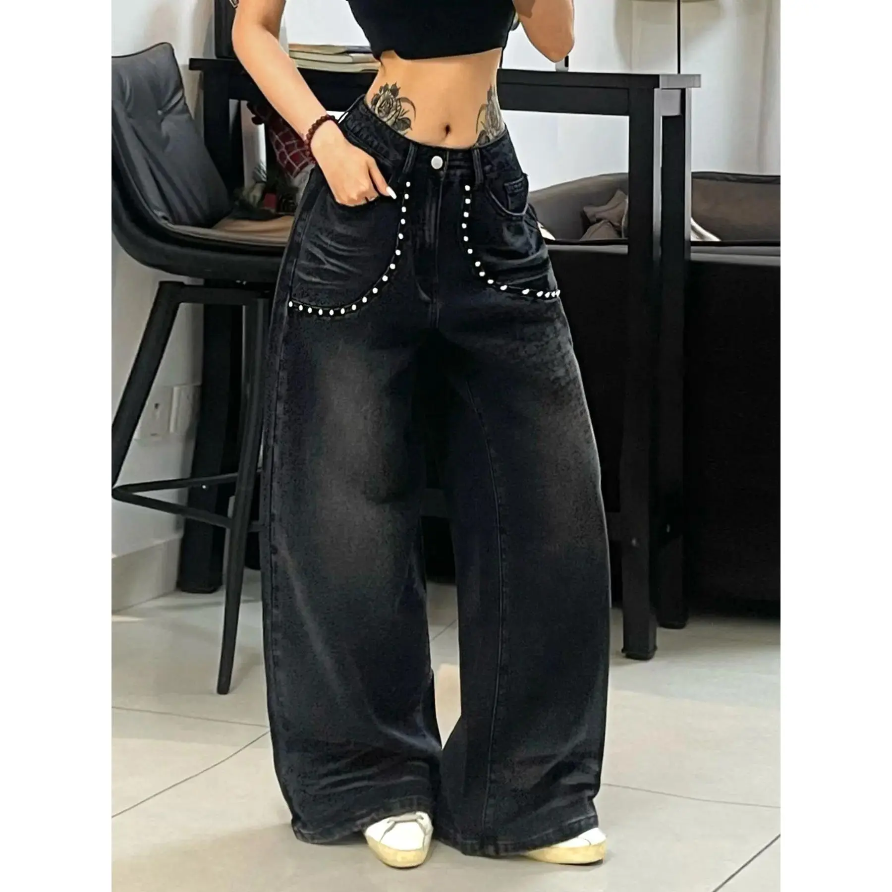 Women's Vintage Wide Leg Jeans, High-Waisted Straight Cut Denim with a Gradient Wash and Rivet Details for Casual Wear, Bottoms, Long Pants