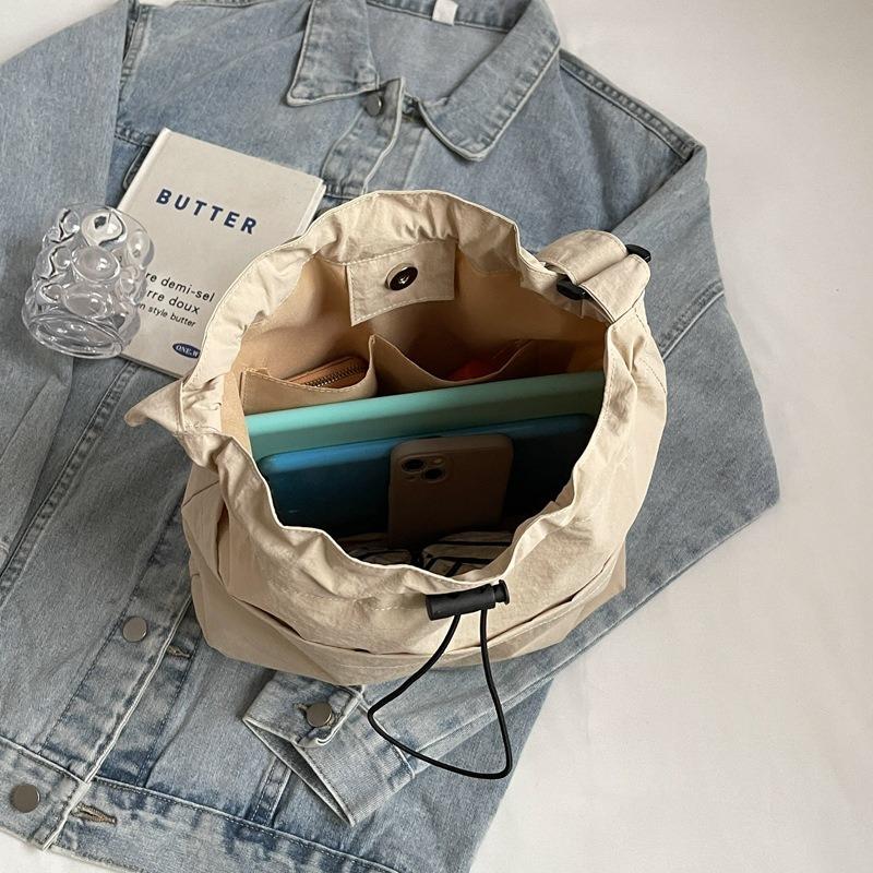 Casual fitness bag, new Korean-style casual crossbody bag, street-style simple shoulder commuter bag, bucket bag for women tote handbags luxury designer real