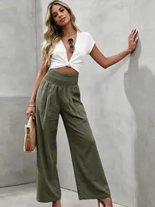 A women's fashionable vacation style solid color wide leg Trouser pants with high waisted pleats and a slimming effect, versatile casual pants suitable for summer, music festivals, markets, camping, picnics, and outdoor leisure scenes
