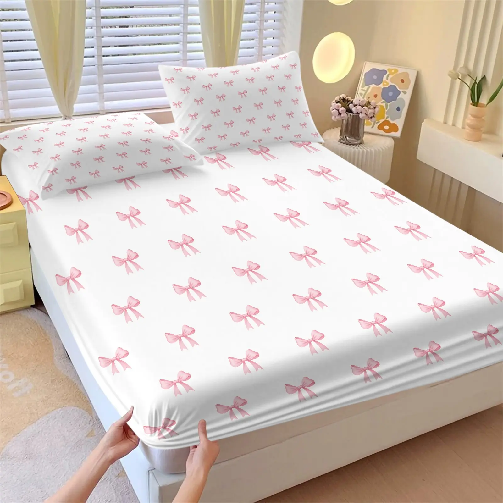 Gentle Style All Over Bow Printed Fitted Sheet 3 Pieces Set, 1 Bedspread & 2 Pillowcases without Inserts, Full Wrap Elastic Anti-slip Mattress Cover, Soft Breathable Washable Dustproof Bedcap, Wear Resistance and Wrinkle Resistance, All Seasons Use