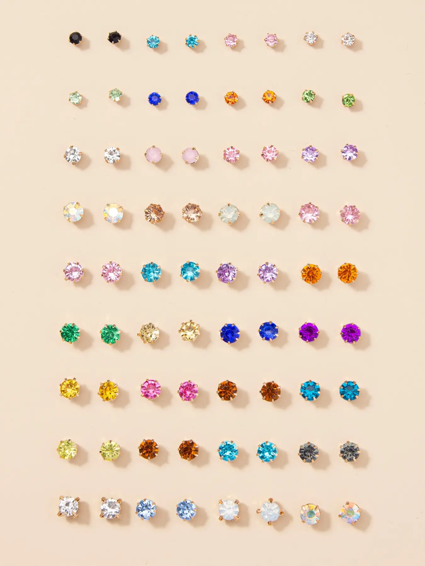 36 Pairs Colorful Women's Earrings Set, Bold Personality Studs for Beach Parties, Multi-Pair Daily Wear Jewelry Gift