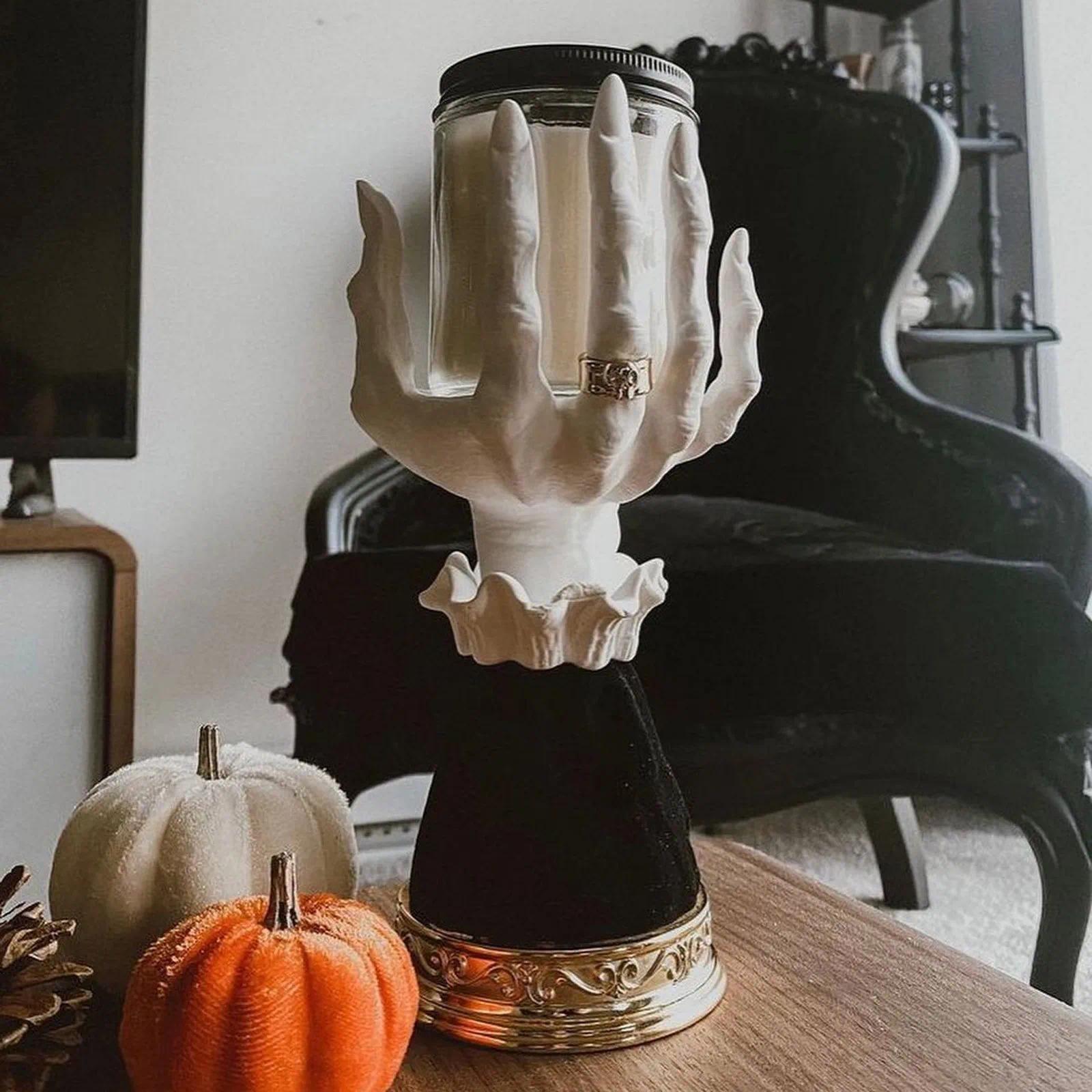 Witch Hand Candlestick Halloween Palm Candle Holder Gothic Decor Snack Bowl Stand Resin Ornament Halloween Decorations For Home