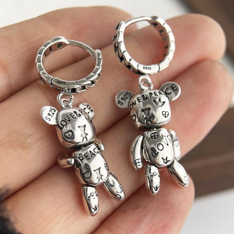 Vintage-Inspired Stud Earrings for Women Classic & Versatile Design Hypoallergenic Posts Simple Retro Style Jewelry for Parties Daily Wear and Gift Giving