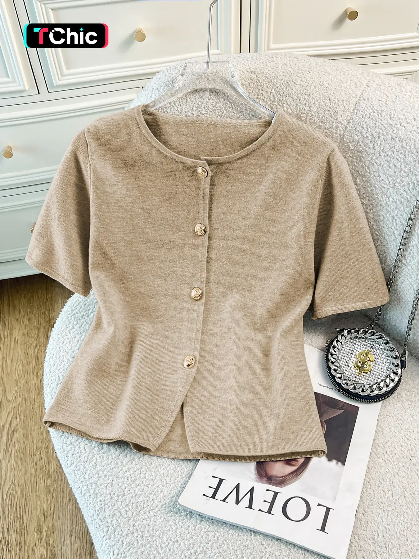 Women's Slim Fit Short Sleeve Round Neck Knit Button Cardigan Knitwear, Plain Pattern Casual Minimalist Basic Style, All-Season Wear, Elegant Fashionable Design, Tops