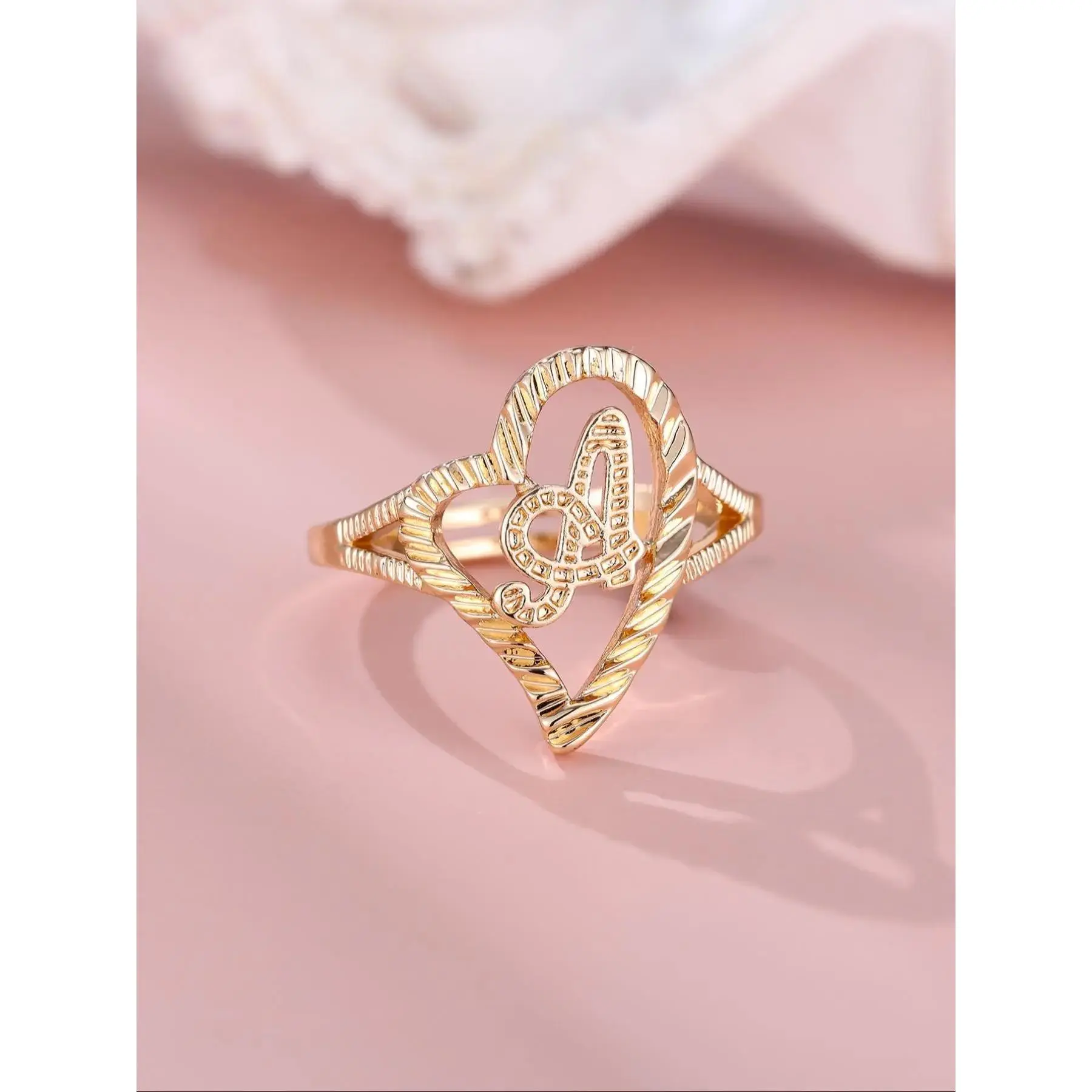 Hollow out Heart Design Cuff Ring, Letter Design Cuff Ring, Copper Band Rings, Fashionable Jewelry for Women & Girls