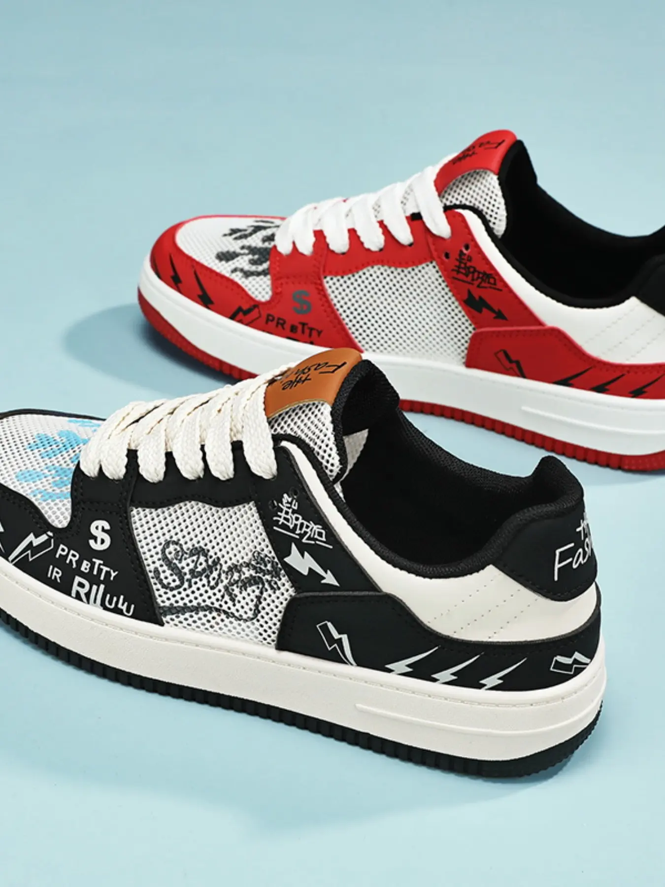 Men's Graffiti Lightning Print Low Top Board Shoes, Street Style Casual Skateboard Sneakers, Breathable Trendy Student Thick Sole Sports Shoes