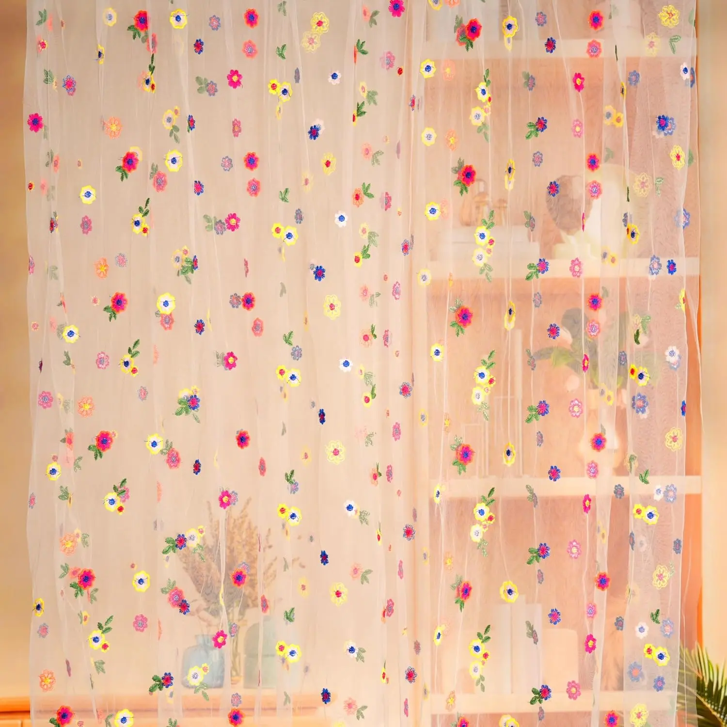 Floral Backdrop Curtain, Champagne Daisy Tulle Flower Embroidery Backdrop Curtain for Spring Summer Easter Wedding Birthday Floral Party Photo Shoot Decorations, 6.5ft×4.9ft