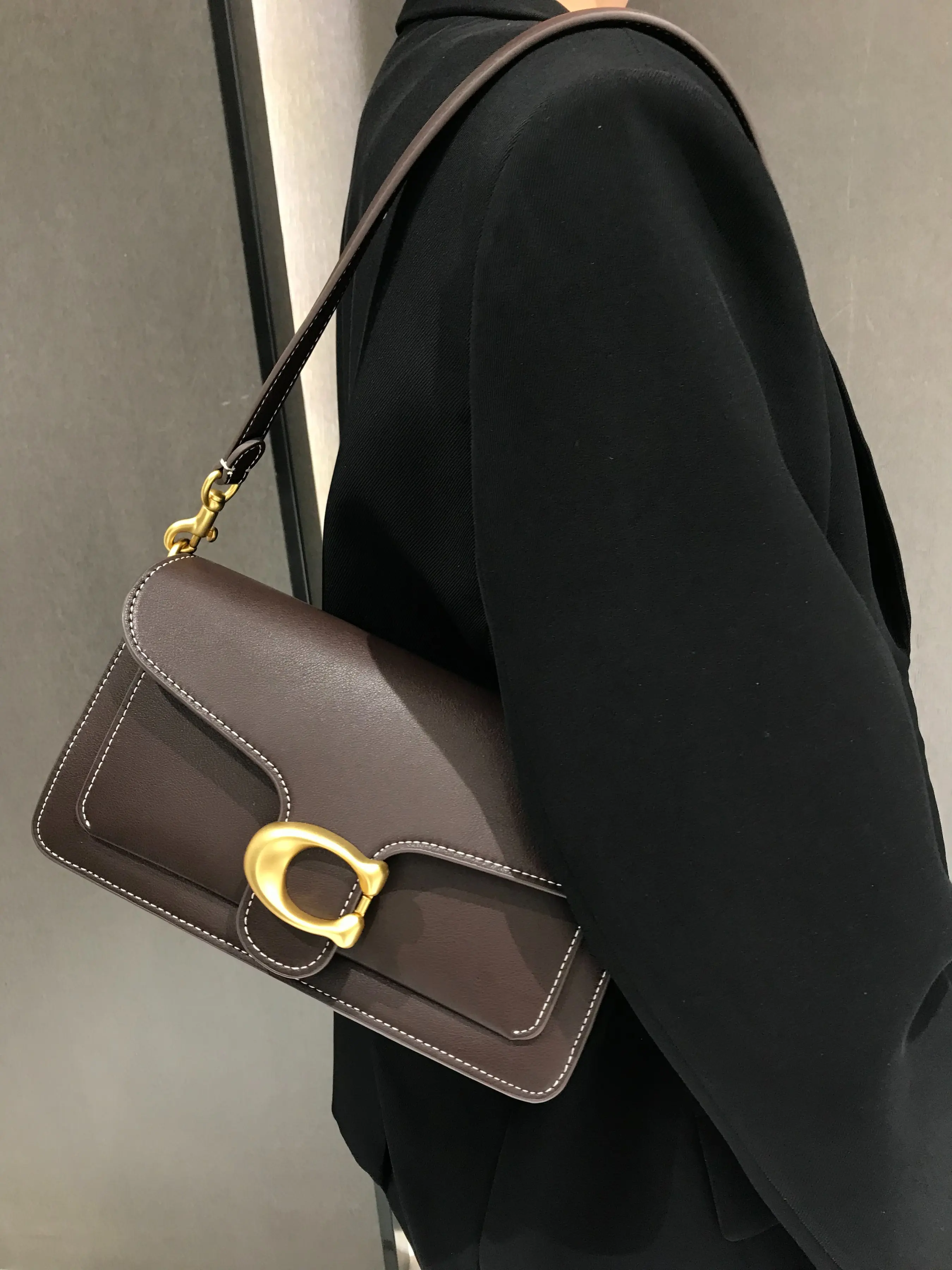 Vintage Baguette Crossbody Bag for Women, Luxury Lightweight Commuter Shoulder Bag, Versatile Large Capacity Small Square Bag, Multiple Colors Available