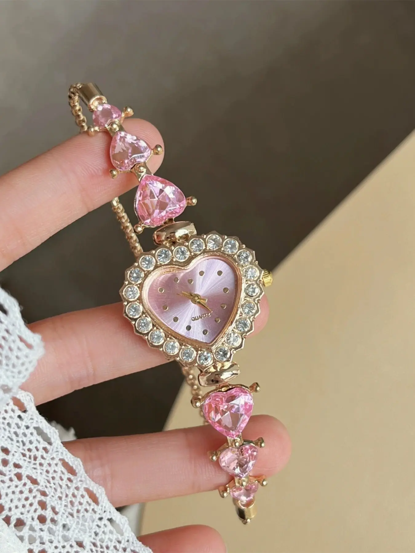 Heart-Shaped Rhinestone Wristwatch, Vintage Romantic Luxury Style, Chain, Gradient Crystal Links, Perfect for Dates and Parties