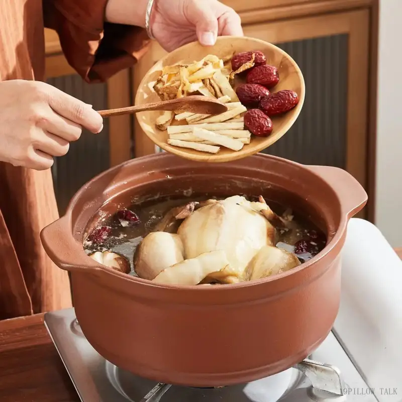 Round ceramic clay pot, natural soil, unglazed fired pottery, oven-safe, with lid, for cooking and rice19PILLOW TALK