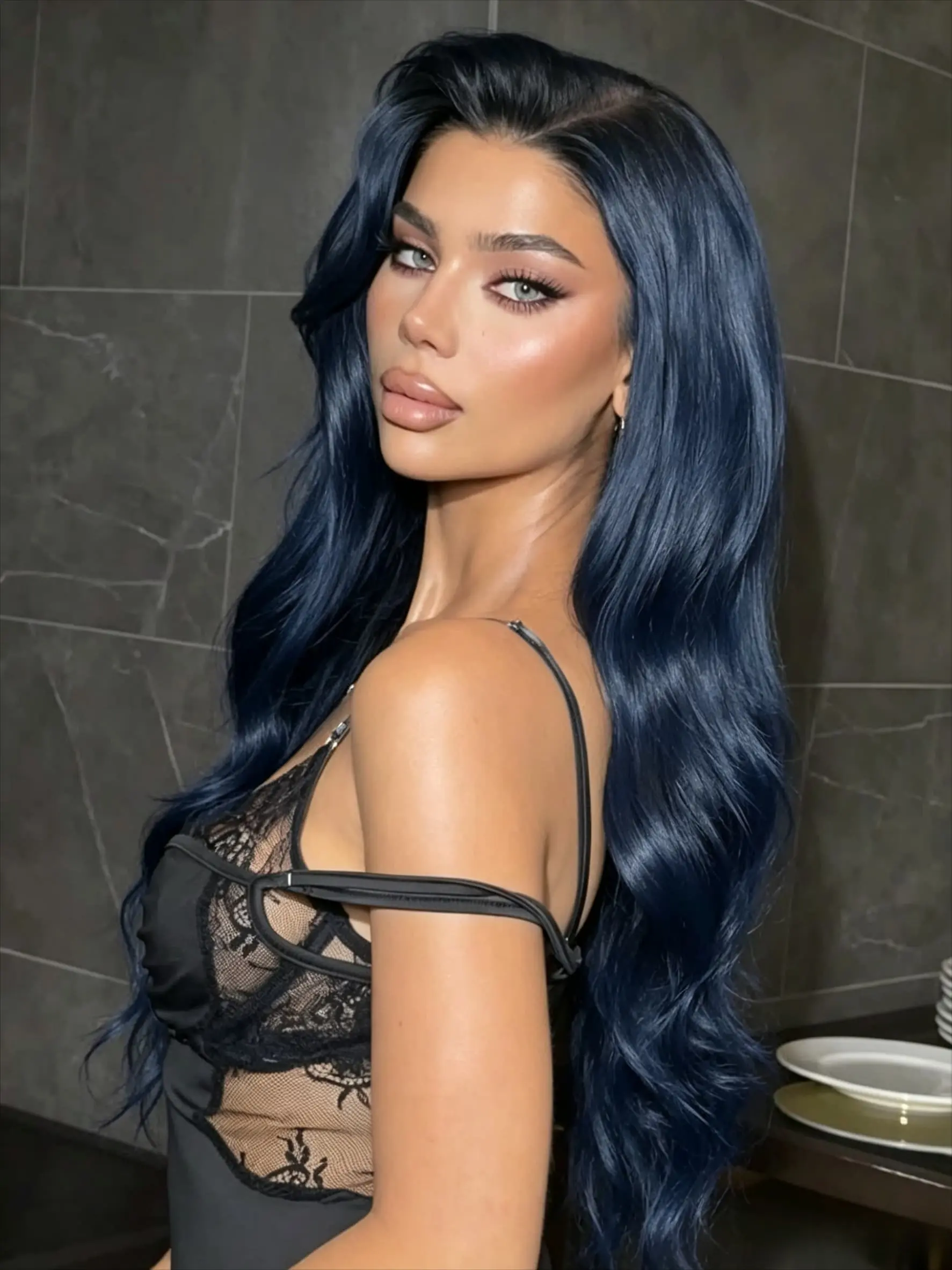 Ombre Dark Blue Body Wave Synthetic Lace Front Wigs, 13x4 HD Transparent Lace Front Wigs with Baby Hair, Blue Loose Wave, Front Wavy Wig, Heat Resistant Fibre Wig for Daily Wear, Halloween, Christmas