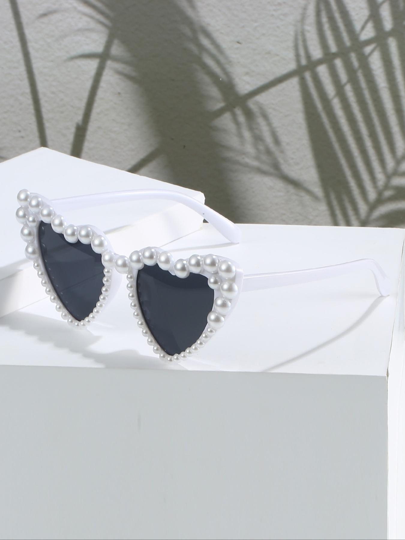 Heart-Shaped Pearl-Inspired Glasses, Luxe Style, Perfect for Mother's Day, Birthday Parties, Wedding Gifts, Includes Cleaning Cloth