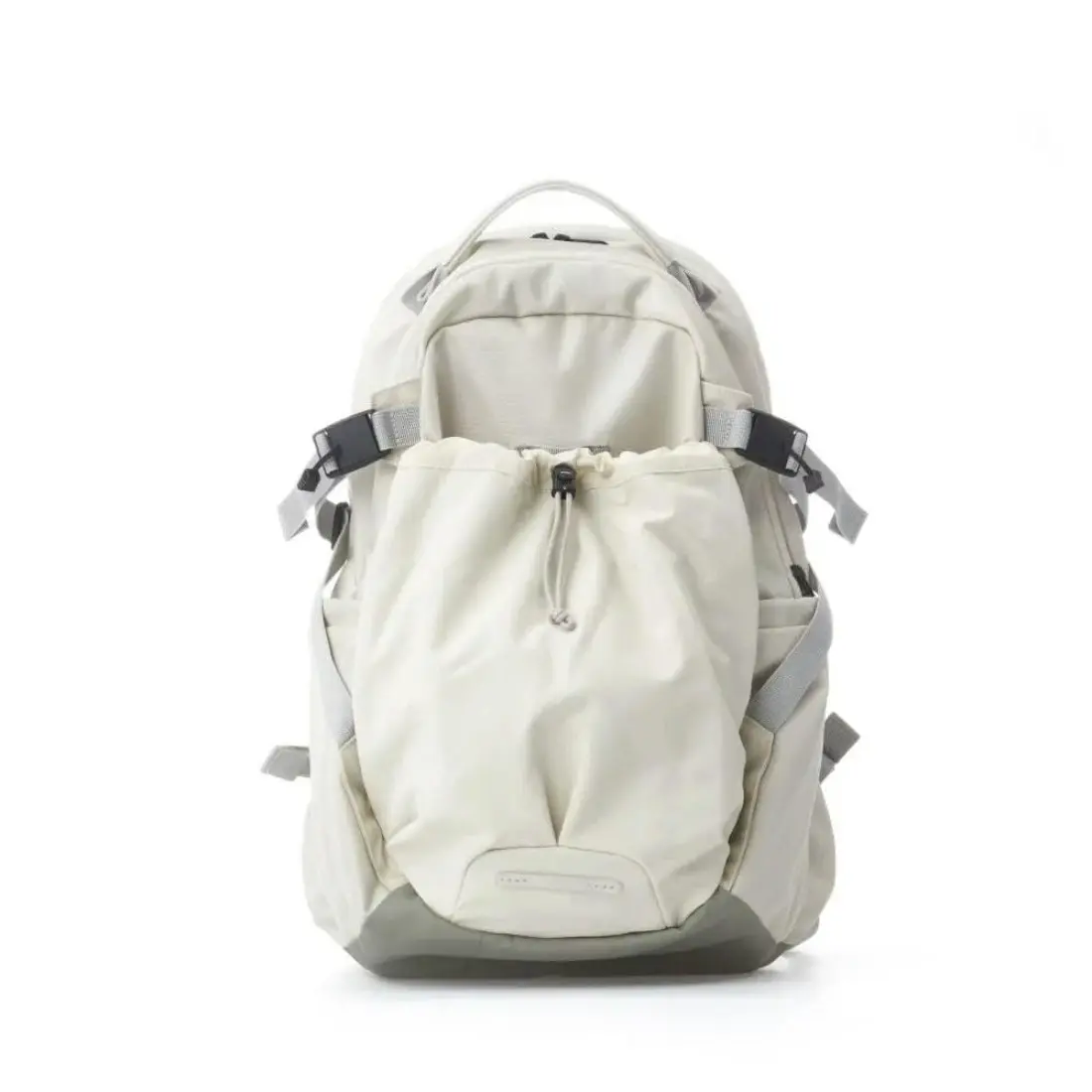 Lightweight Outdoor Hiking Backpack, Water Resistant Travel Daypack with Adjustable Shoulder Straps, Small Casual Backpack for Men Women, Compact School Bag for Hiking, Camping, Sports, Commuting & Daily Use