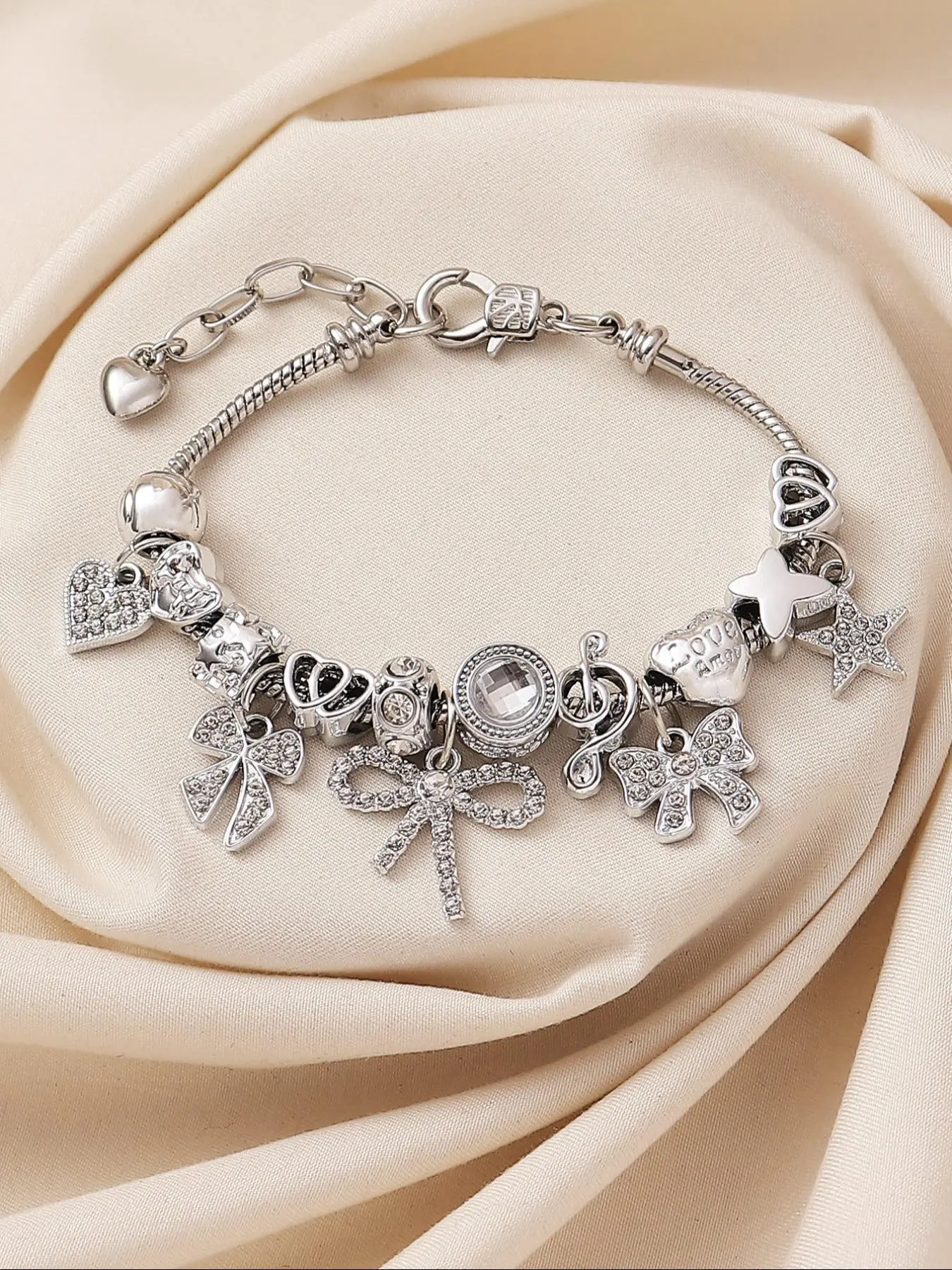 Women's Elegant Bow & Heart Design Charm Bracelet, Exquisite Trendy Charm Bracelet, Fashionable Jewelry for Women & Girls As Gift, Adjustable Bracelet, Heart Shaped Bracelet, Rhinestone Bracelet, Adjustable Copper Bracelet