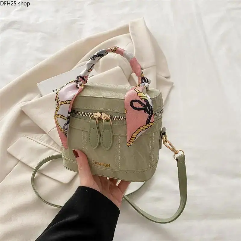 Mini Square Crossbody Bag Korean Style for Women, Lightweight PU Leather Shoulder Bag for Shopping Travel Daily Use and Casual Wear