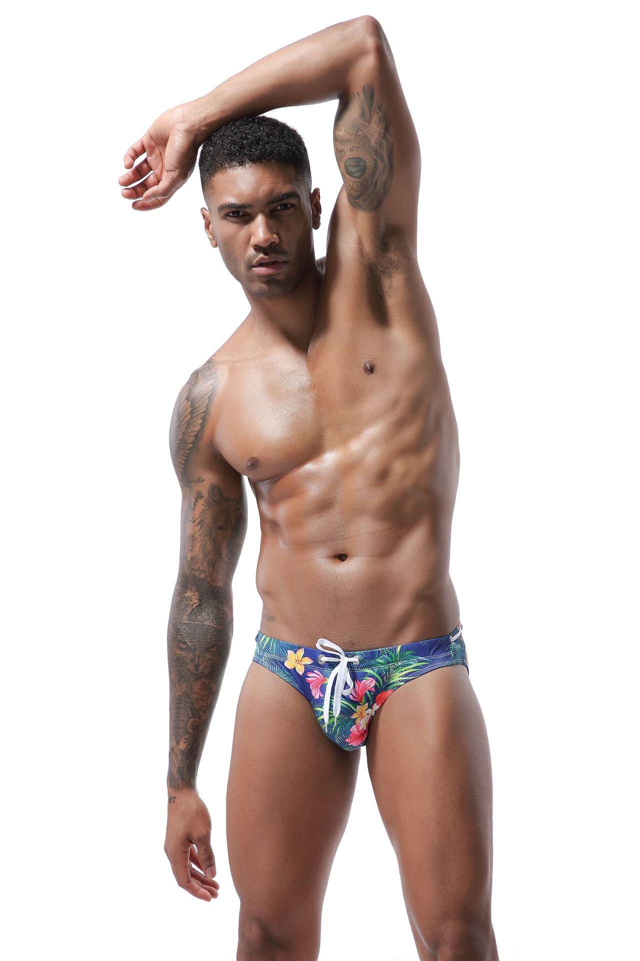 Men's Swim Trunks Hot Spring Beach Low-Rise Triangle Swim Trunks Leopard Print Digital Print