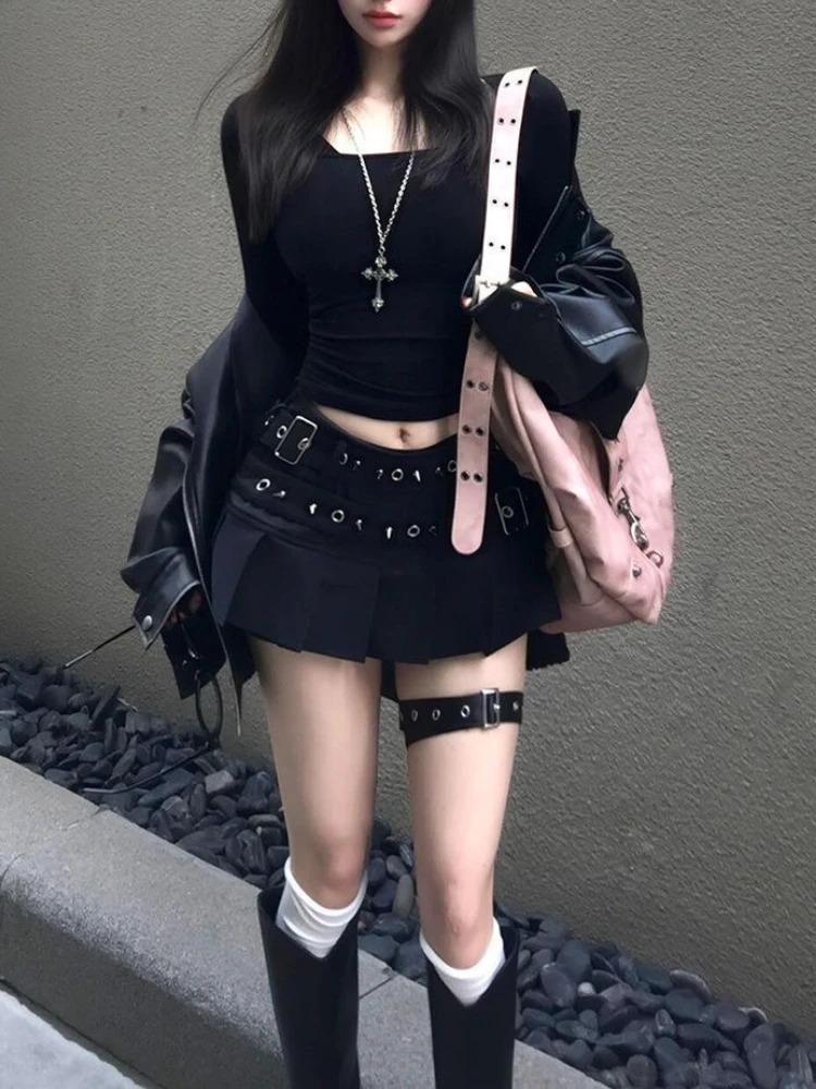 Black High Street Gothic Rivet Mini Skirt Woman Y2K Style Korean Fashion Aesthetic Skirts Elegant Retro A-line Denim Outfit 2026