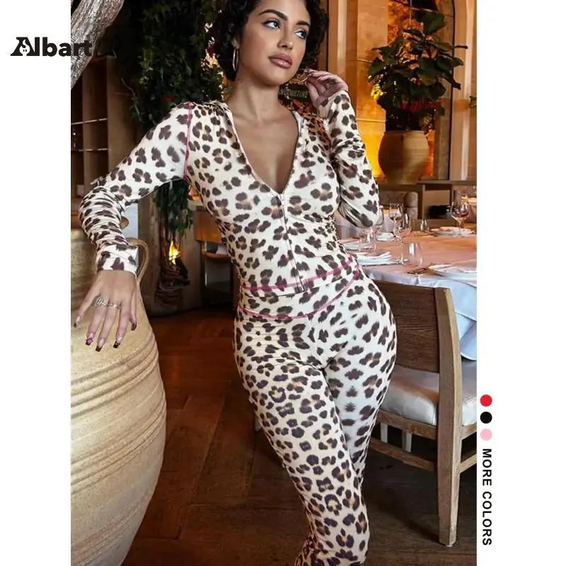 Women's Leopard Print Zipper Crop Top and Pants Two-Piece Set, Stretchy Long Sleeve Trousers Outfit for Spring and Fall Casual Daily Wear