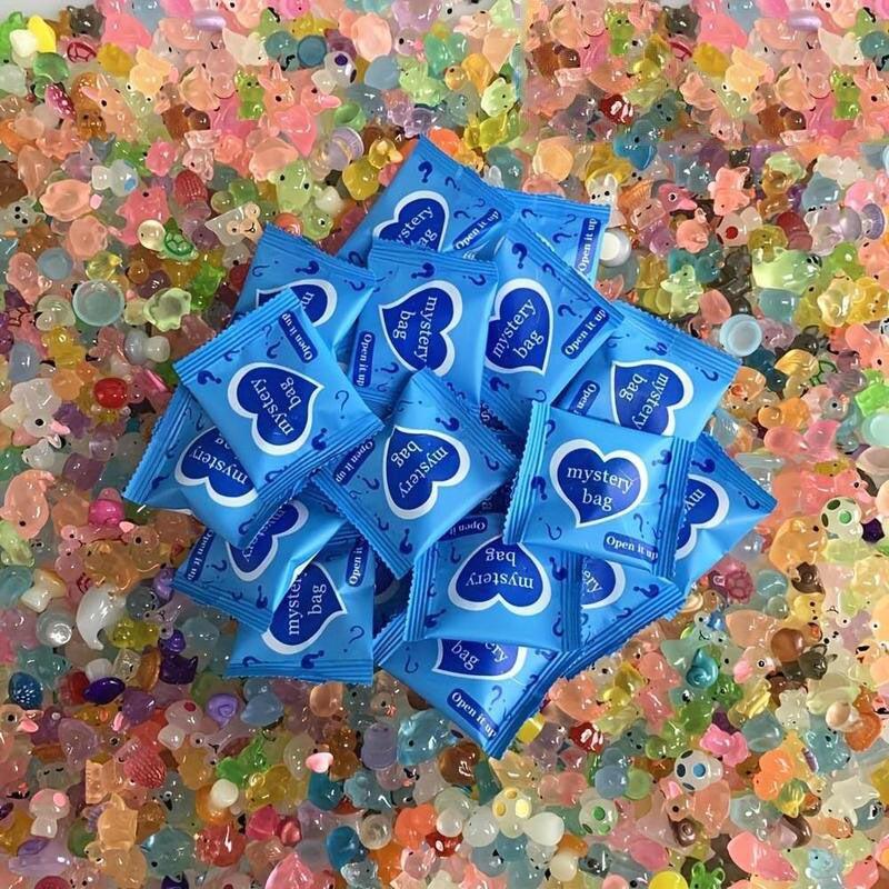 10pcs/30pcs Surprise Resin Blind Bags, Mini Resin Animals, Glow-In-The-Dark Resin Animal Ornaments, Creative, Decorative Decorations, Miniature Landscape Decorations