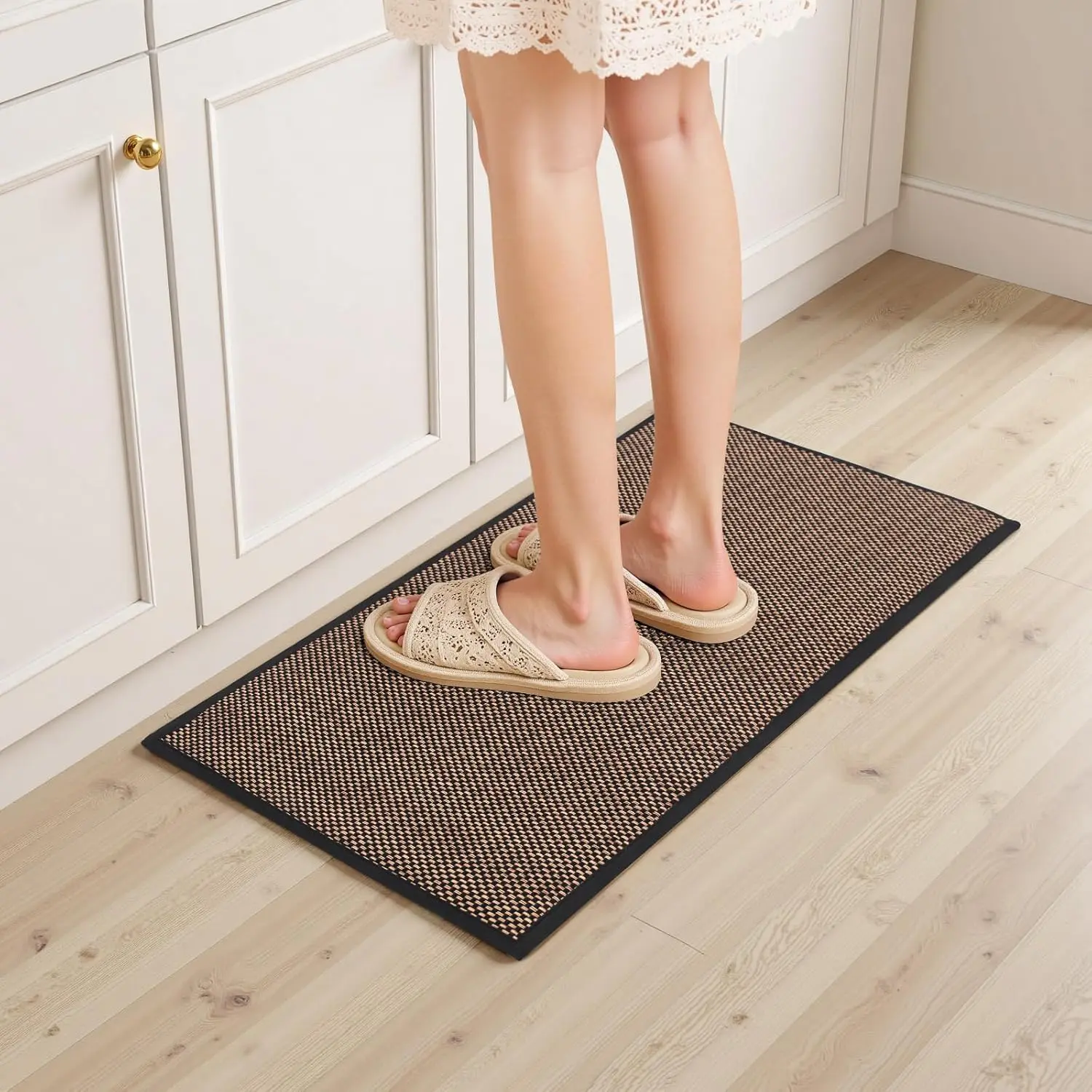 Non-Slip Kitchen Mat – Super Absorbent Microfiber Rug for Sink, Stove & Floor – Machine Washable (Black,17.3" x 30")