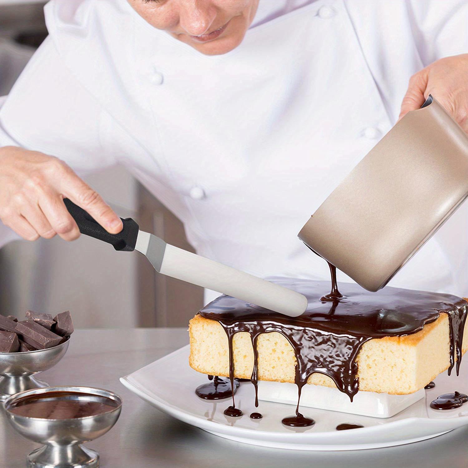 A Set of Three Stainless Steel Cake Smoothing Tools in 15.24/20.32/25.4 cm for Neutral Cakes, Commonly Used Baking Decoration Tools, Kitchen Spatulas for Spreading Batter, Versatile Kitchen Utensils, Bestsellers on .