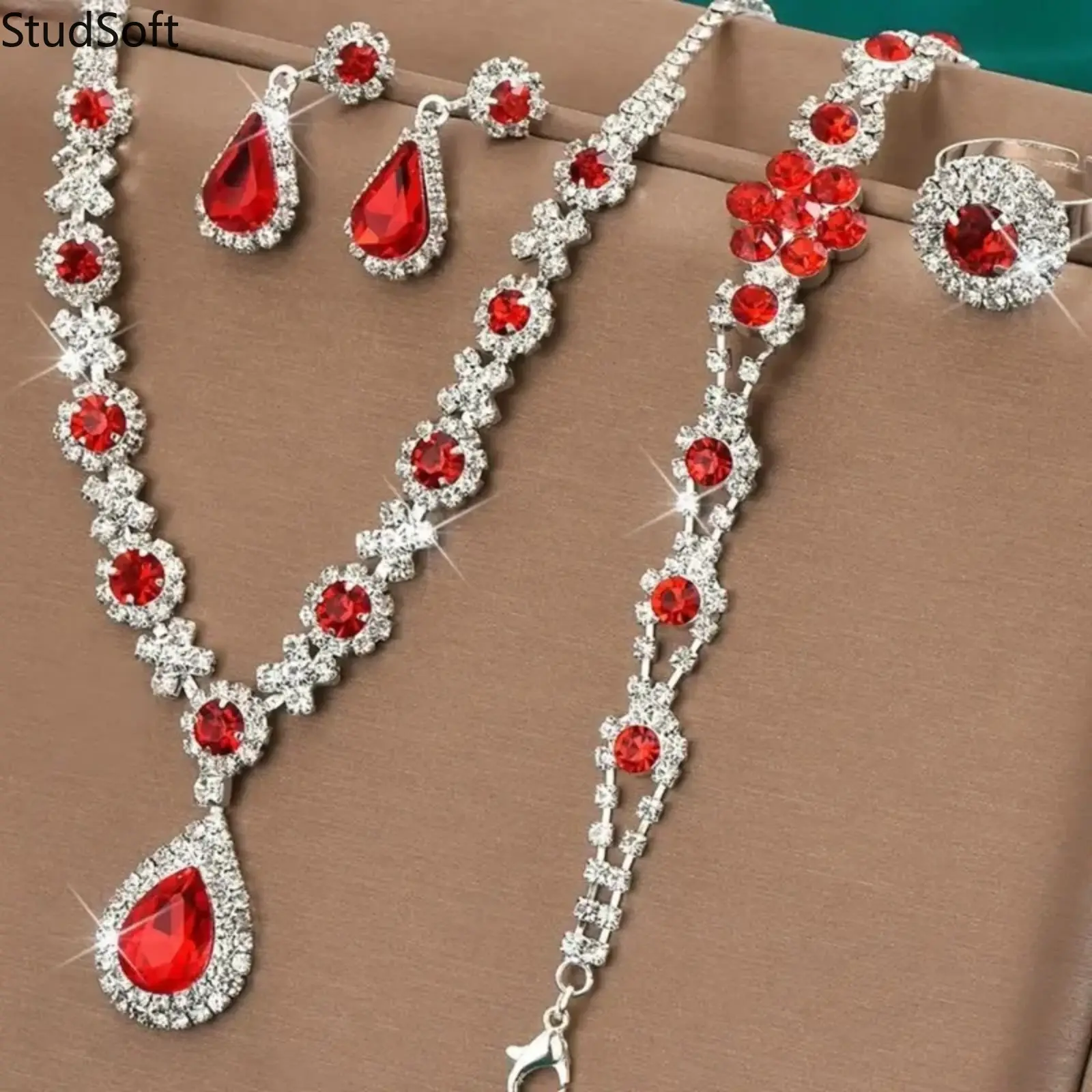 Elegant Emerald Stone Jewelry Set Trendy Matching Necklace Earrings Bracelet Ring Combo Luxury Cubic Zirconia Classic Accessory for Wedding Party Gift