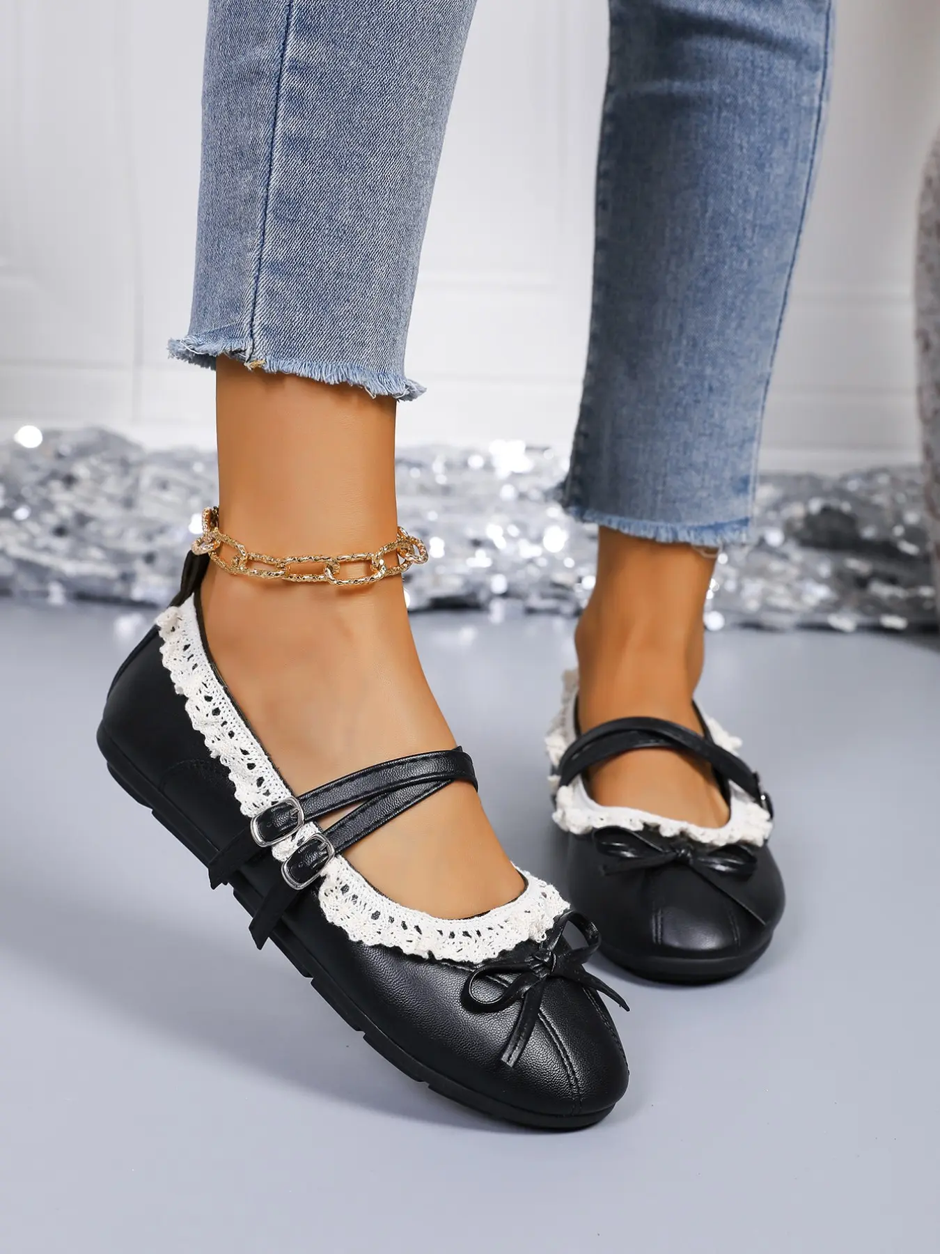Lace Trim Bow Mary Jane Flat Shoes for Women, Dual Buckle Soft Sole Ballet Style Balletcore Flats Ballerina Flats Shoes Low Heel, Vintage Sweet Girl Versatile Commute Beanies
