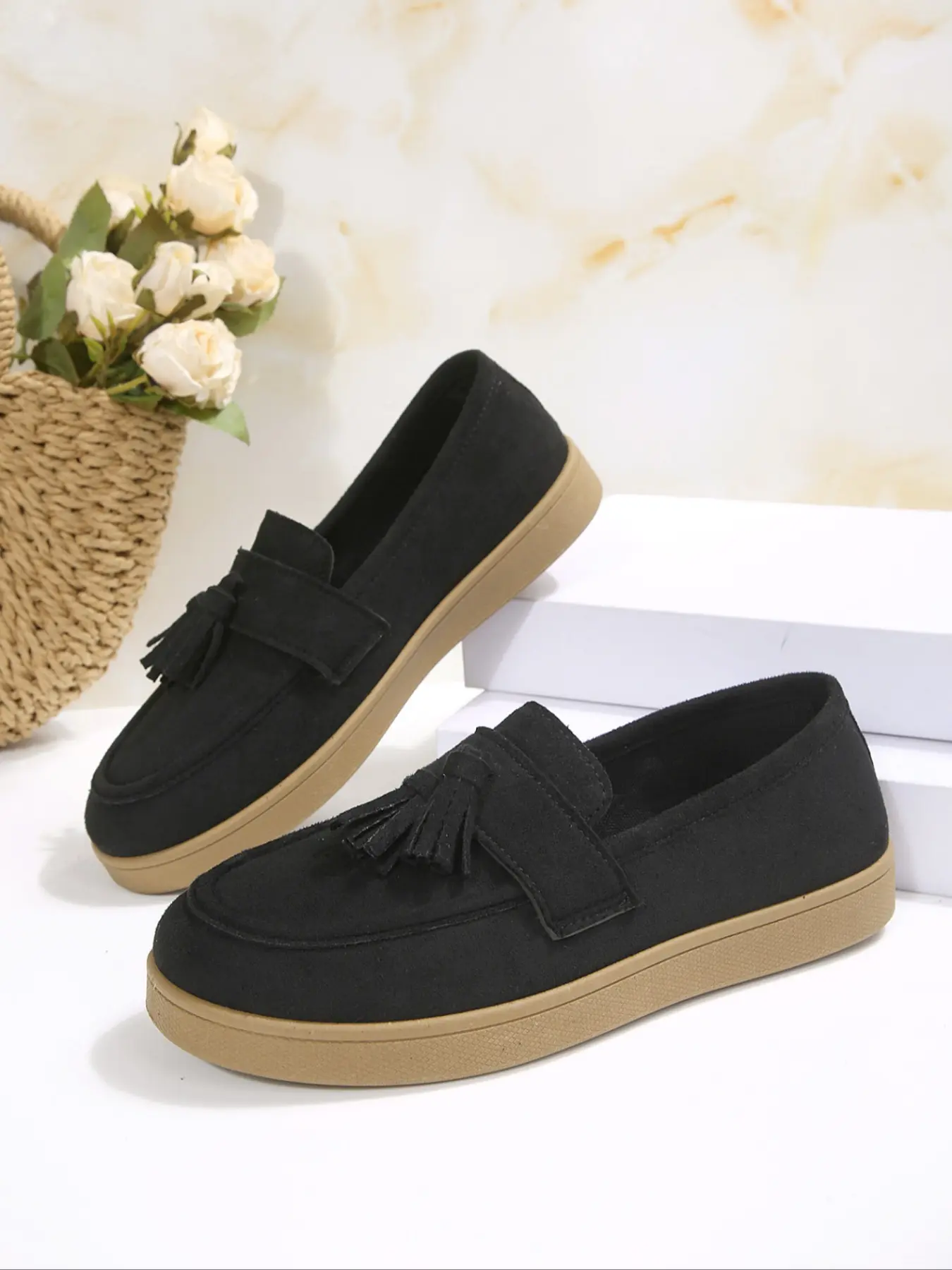 Women's Vintage Tassel Suede Loafers, Slip On Soft Flat Casual Shoes, All Season Daily Commute Walking Moccasins