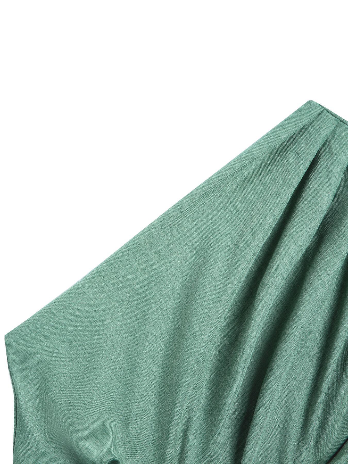 Aliling Sexy Elegant Feminine Women's One-Shoulder Long Sleeve Shirt Blouse Crop Top Slim-Fit Woven Fabric Casual Fashion for Spring or Summer