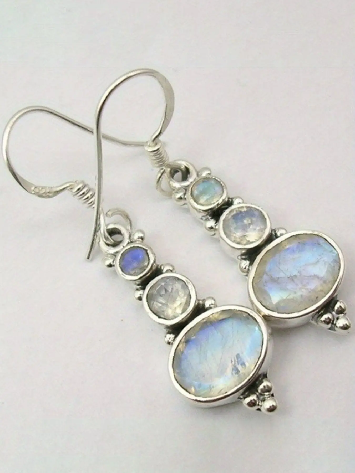 Women's Moonstone Pendant Earrings, Bohemian Vintage Long Ear Jewelry, Perfect for Parties and Daily Wear, Elegant Drop Earrings