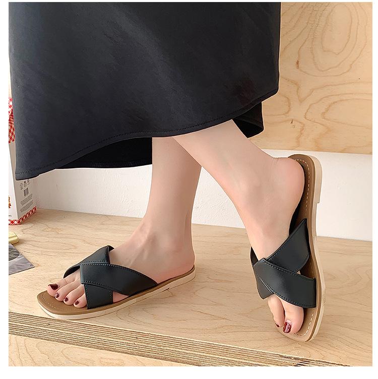 Summer Women's Flat Sandals Fashionable Open Toe Slippers Casual Beach Sandals for Daily Wear and Outdoor Activities