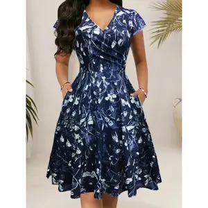 Elegant Floral V-neck Midi Dress with Pockets |   Short Sleeve, Suitable for Spring/Summer/Fall