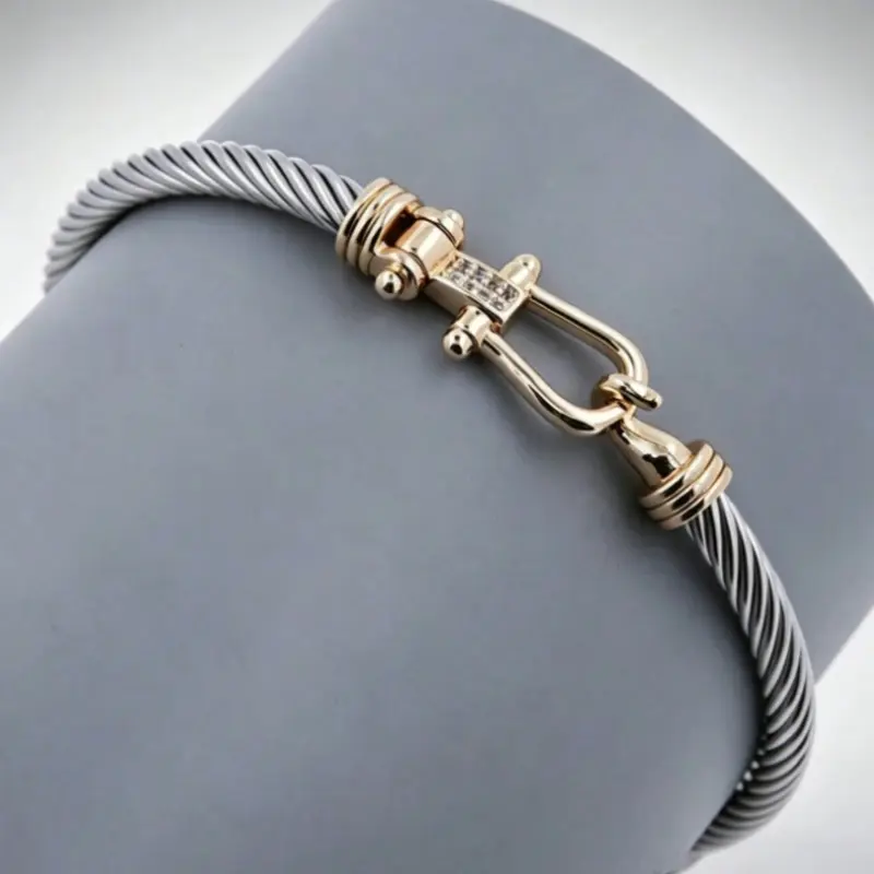Adjustable Stainless Steel Bracelet, Dual-Tone and Silver Color Design, Punk/goth Style, Ideal for Daily Wear, Perfect Gift, Adjustable Link Bracelet, Jewelry Bracelets