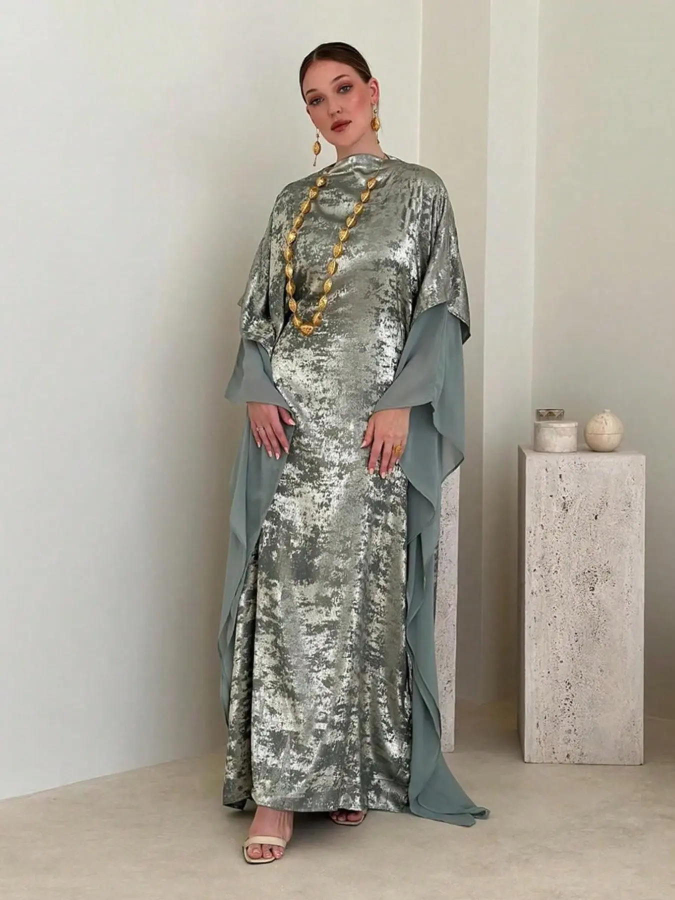 Metallic Gradient Gold Foil High Neck Robe, Dual Layer Chiffon Flutter Sleeve Luxury Formal Party Dress, Elegant Evening Gown for All Seasons